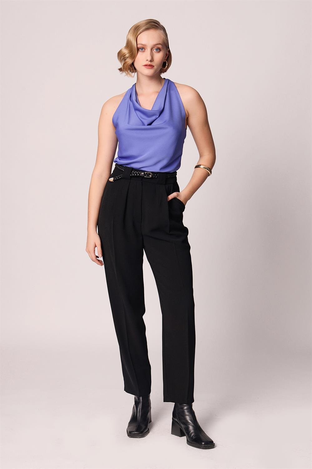 Color Degaje Collar Casual Cut Tank Top Metaverse