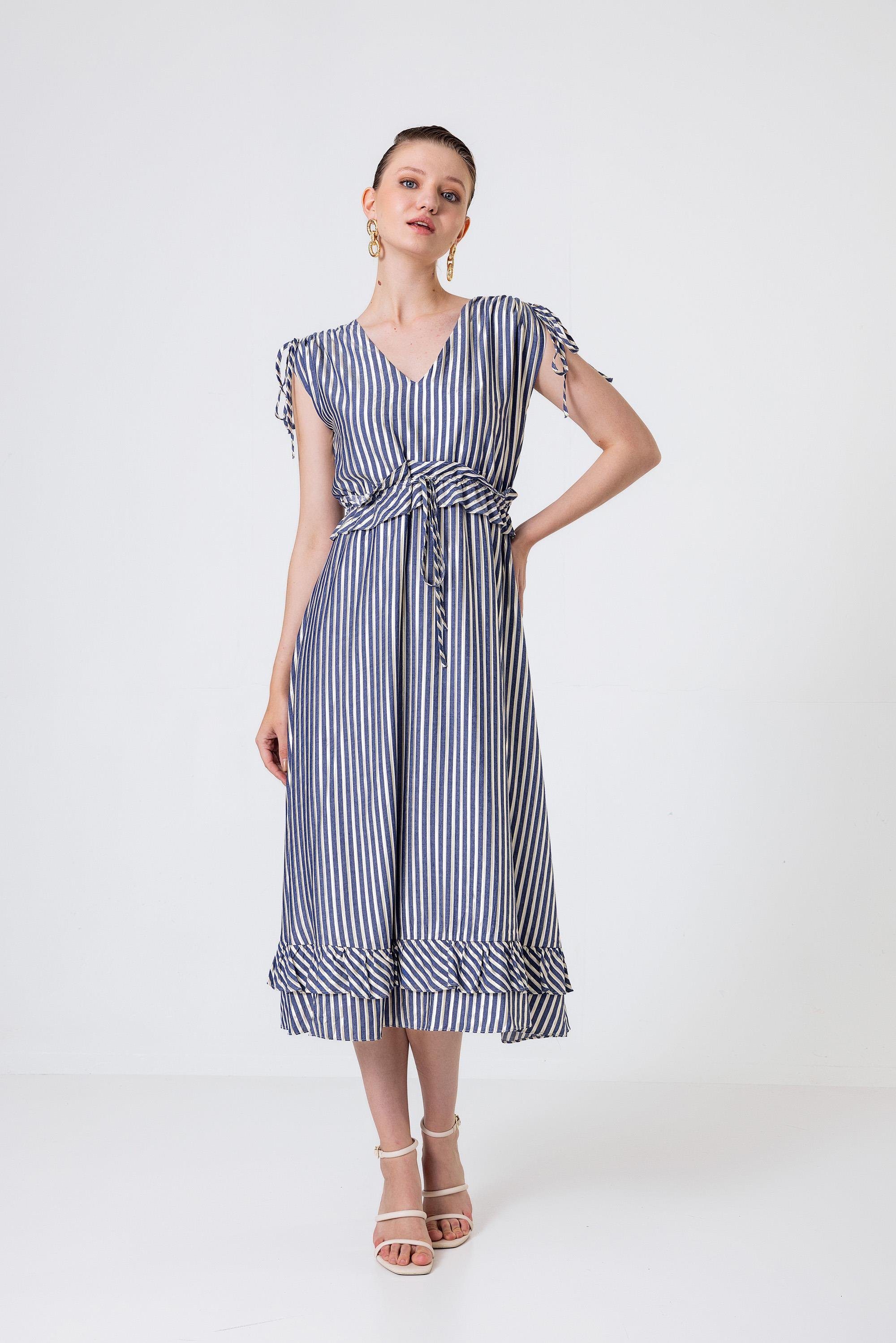 Omuzu Ve Beli Tünelli Midi Boy Elbise İndigo