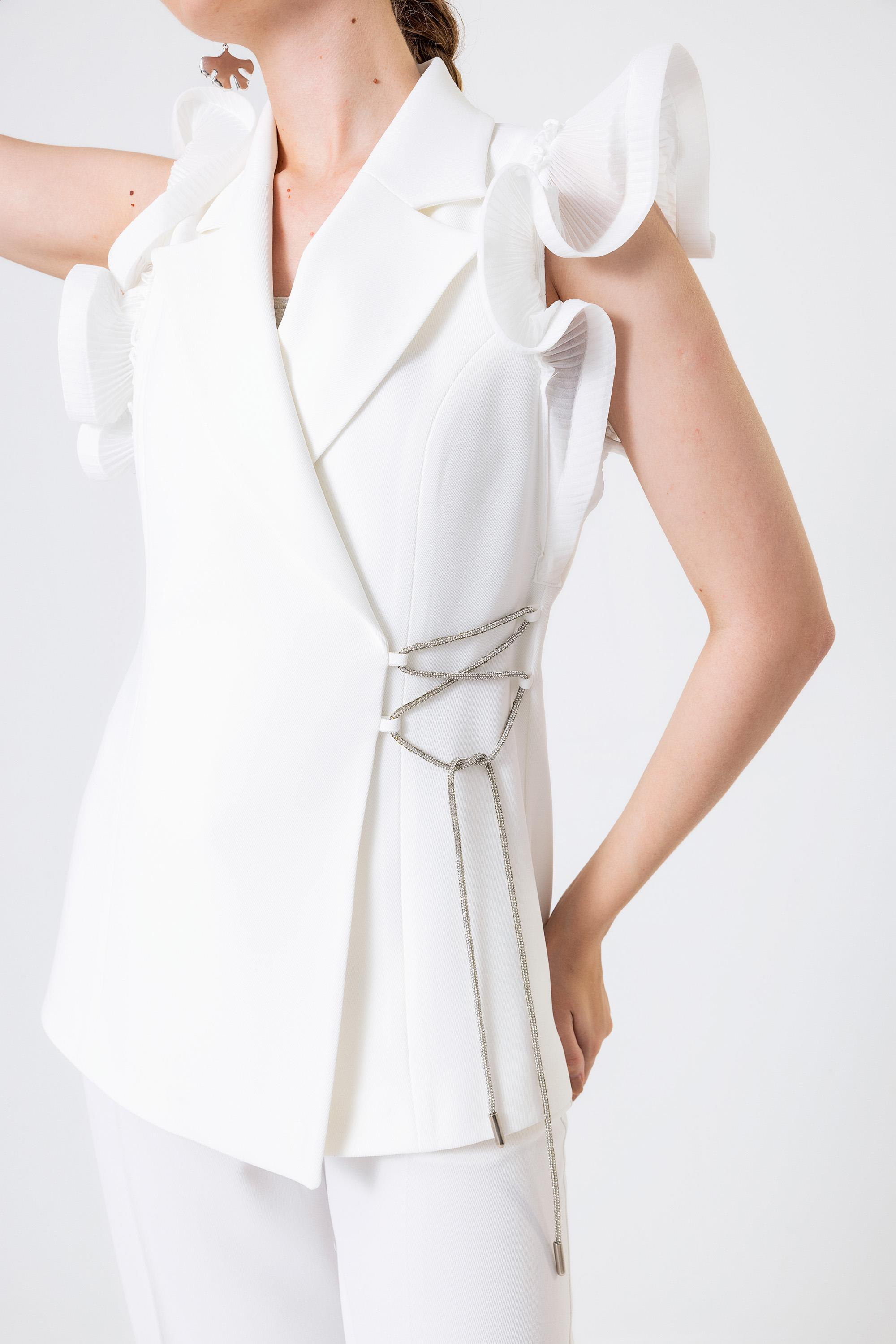 Pilise Kollu Taş İşleme Kordon Detaylı Yarım Astarlı Kruvaze Yelekli Palazzo Pantolonlu Takım Ecru