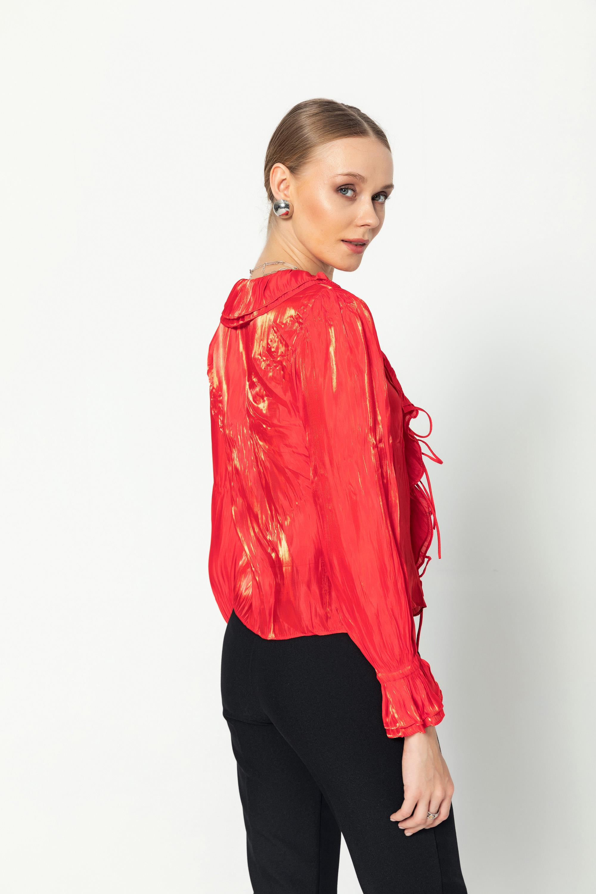 V Yaka Kraşli Bağcıklı Uzun Kollu Bluz Kırmızı