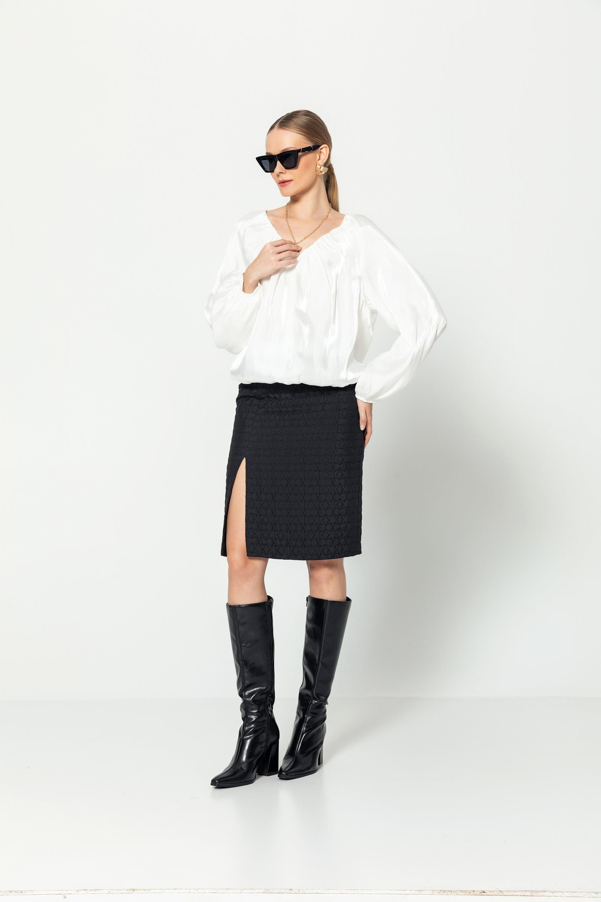 V Yaka  Uzun Kollu Balon Bluz Beyaz