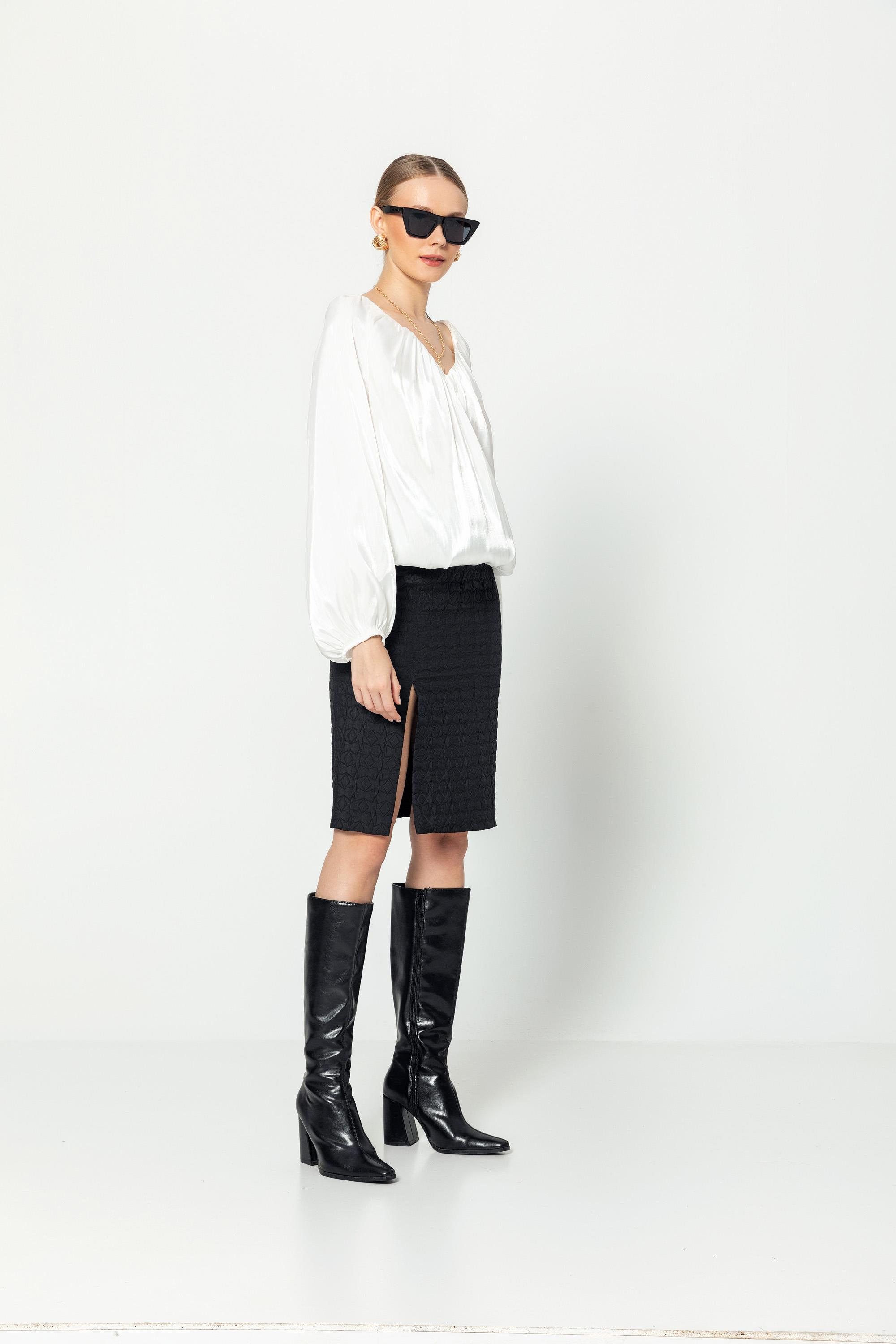 V Yaka  Uzun Kollu Balon Bluz Beyaz