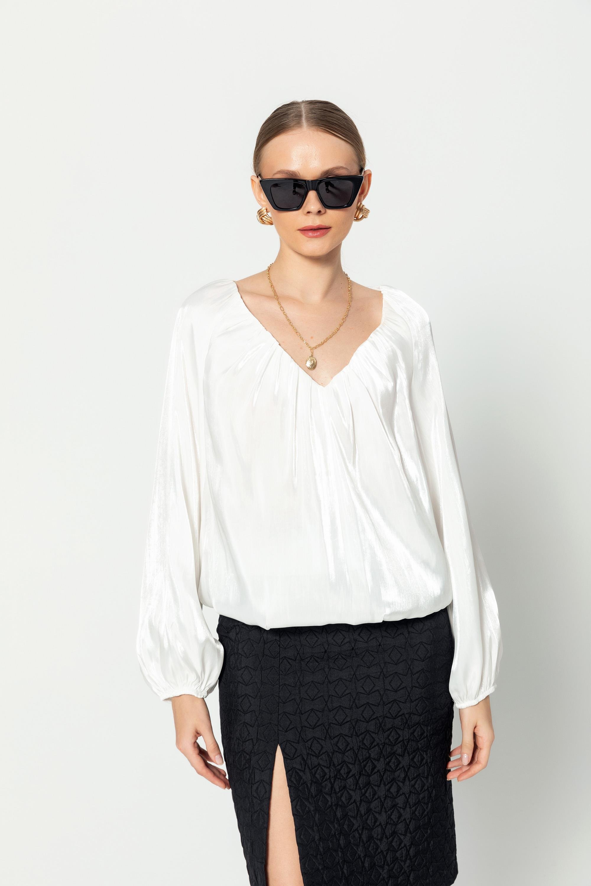 V Yaka  Uzun Kollu Balon Bluz Beyaz