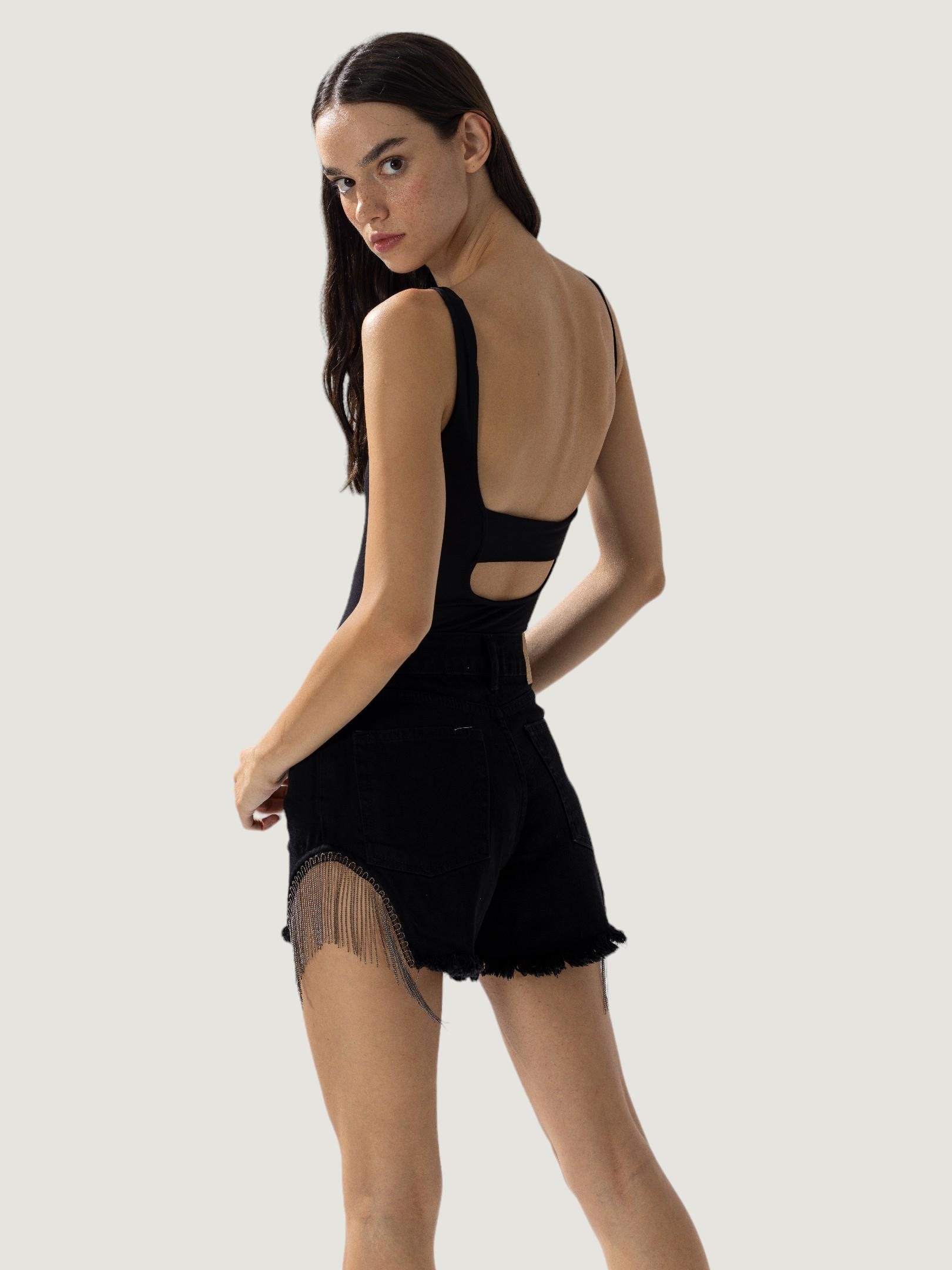 Aksesuar Detaylı Mini Jean Şort - Siyah Şort Modelleri