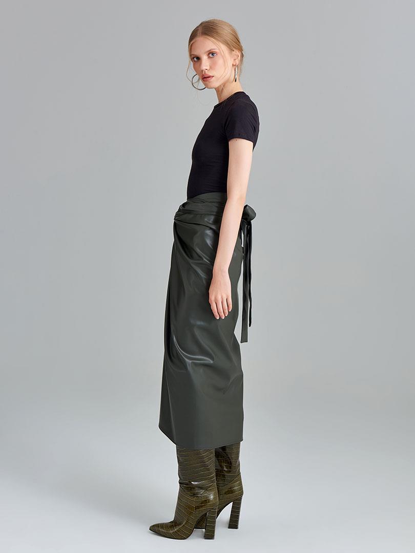 Bisiklet Yaka Basic Crop T-Shirt - Siyah T-shirt Modelleri