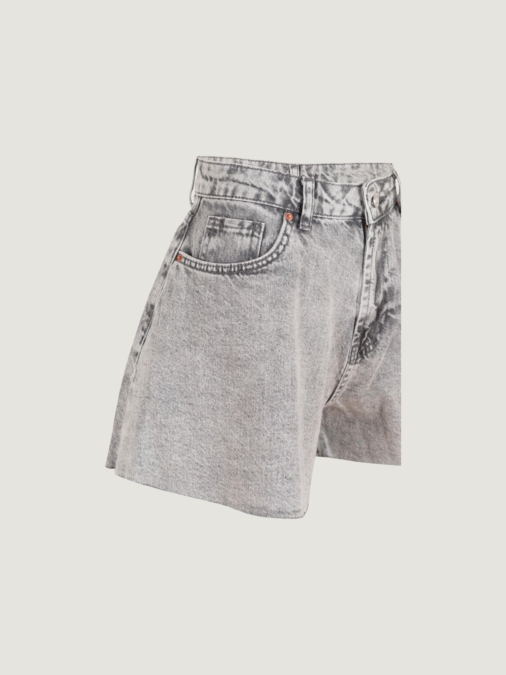 Bol Kesim Yüksek Bel Jean Şort - Gri Şort Modelleri