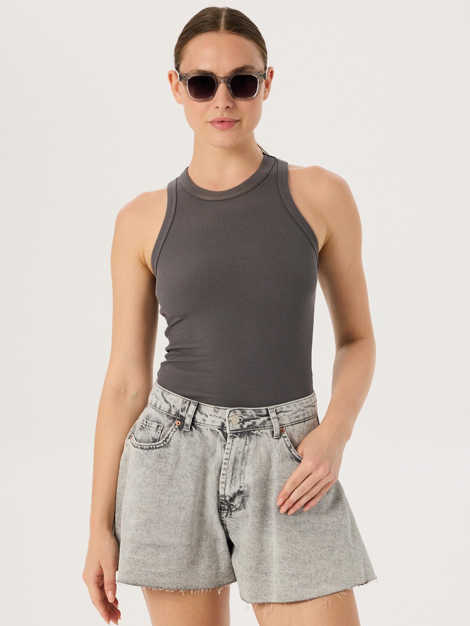 Bol Kesim Yüksek Bel Jean Şort - Gri Şort Modelleri