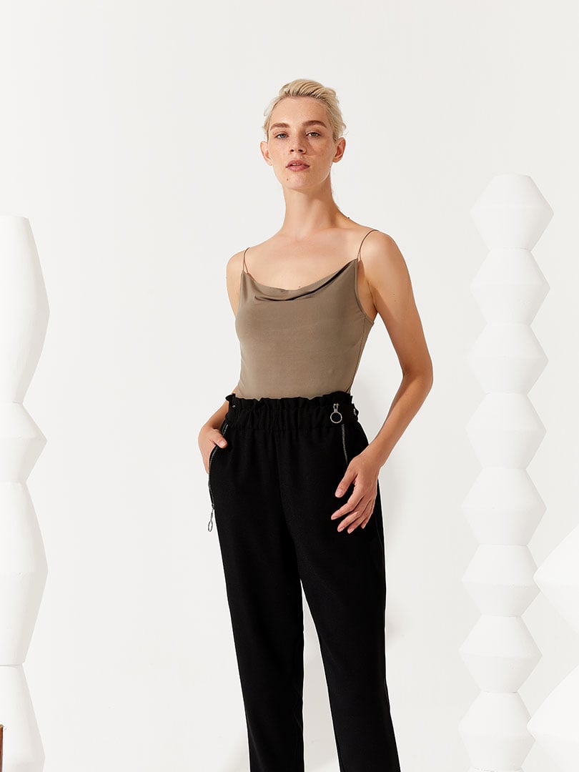 DAHLIA İp Askılı Degaje Yaka Bodysuit - Yeşil