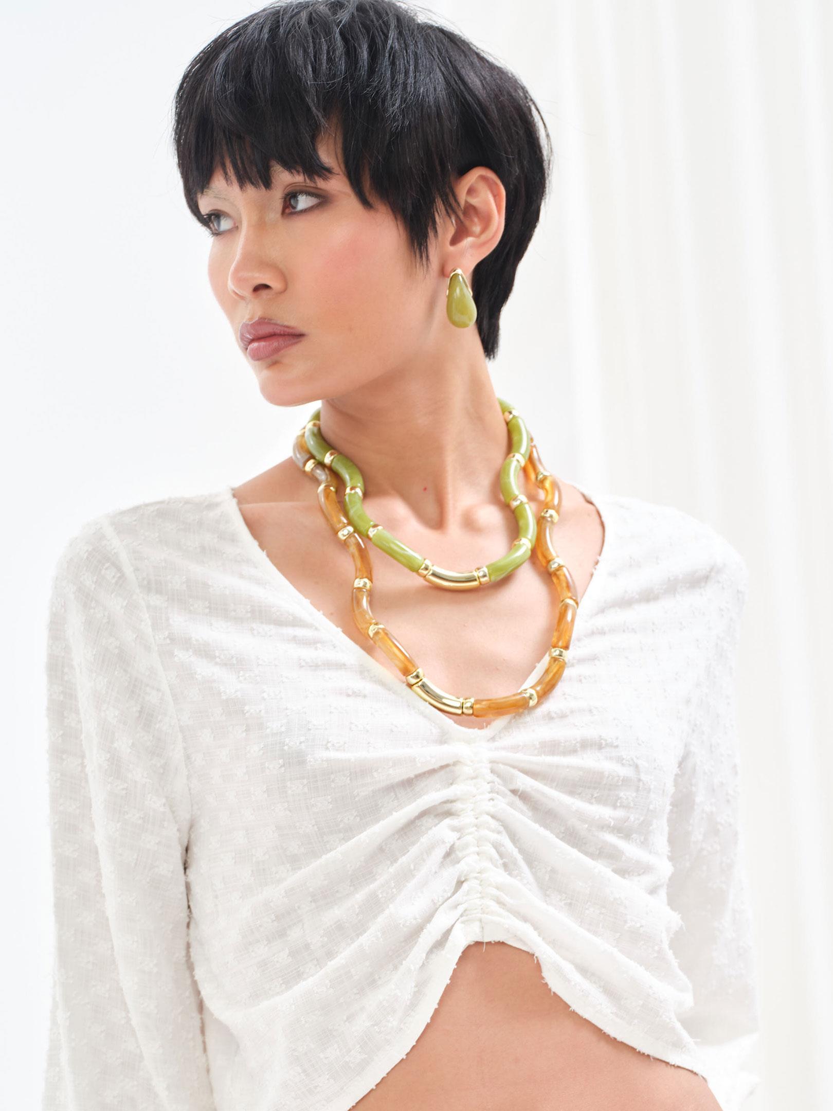 Gold Çerçeveli Kemik Damla Küpe - Yeşil Küpe Modelleri