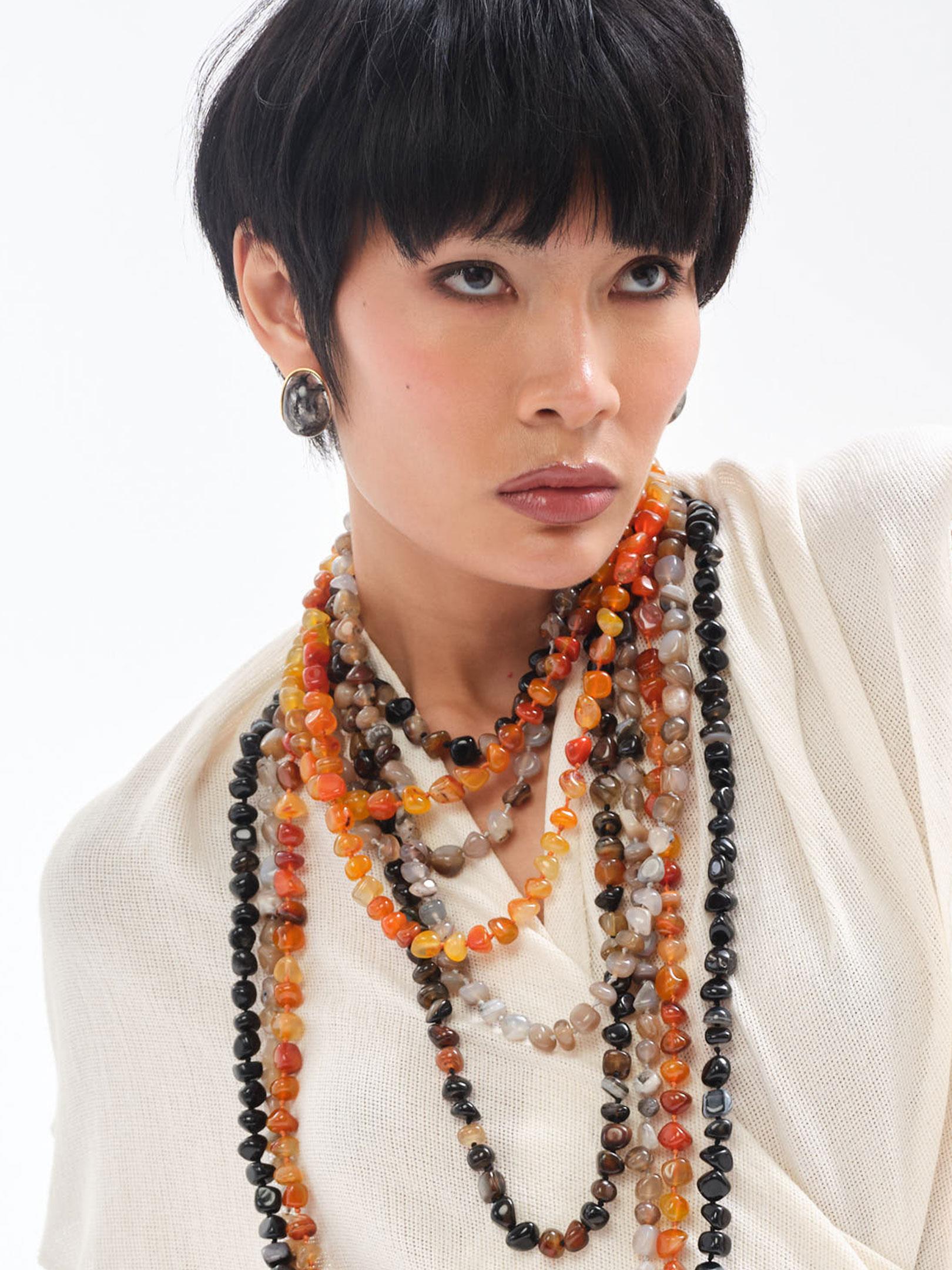 Gold Çerçeveli Kemik Küpe - Siyah Küpe Modelleri