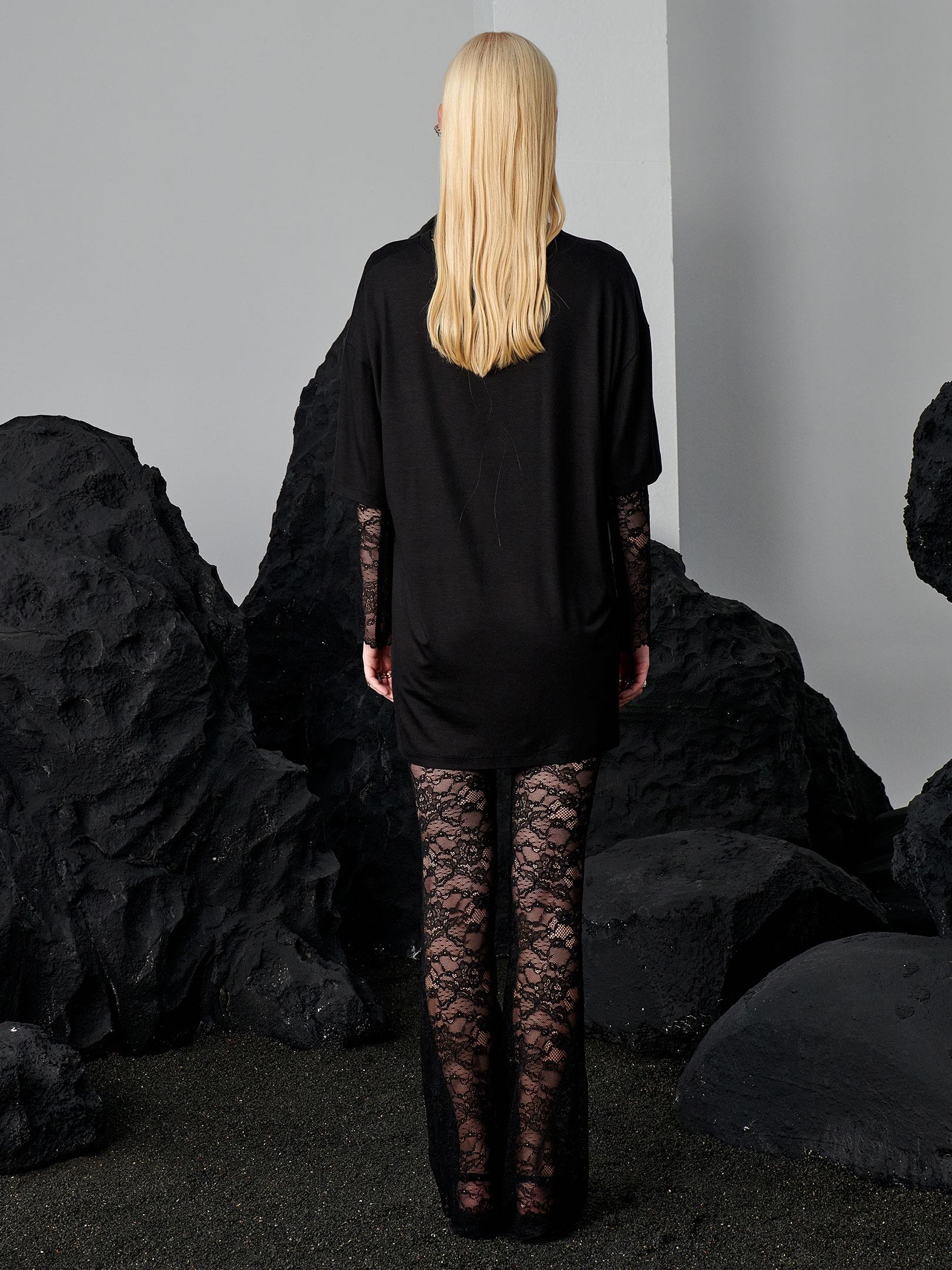 Oversize Dökümlü Viskon T-Shirt- Siyah T-shirt Modelleri