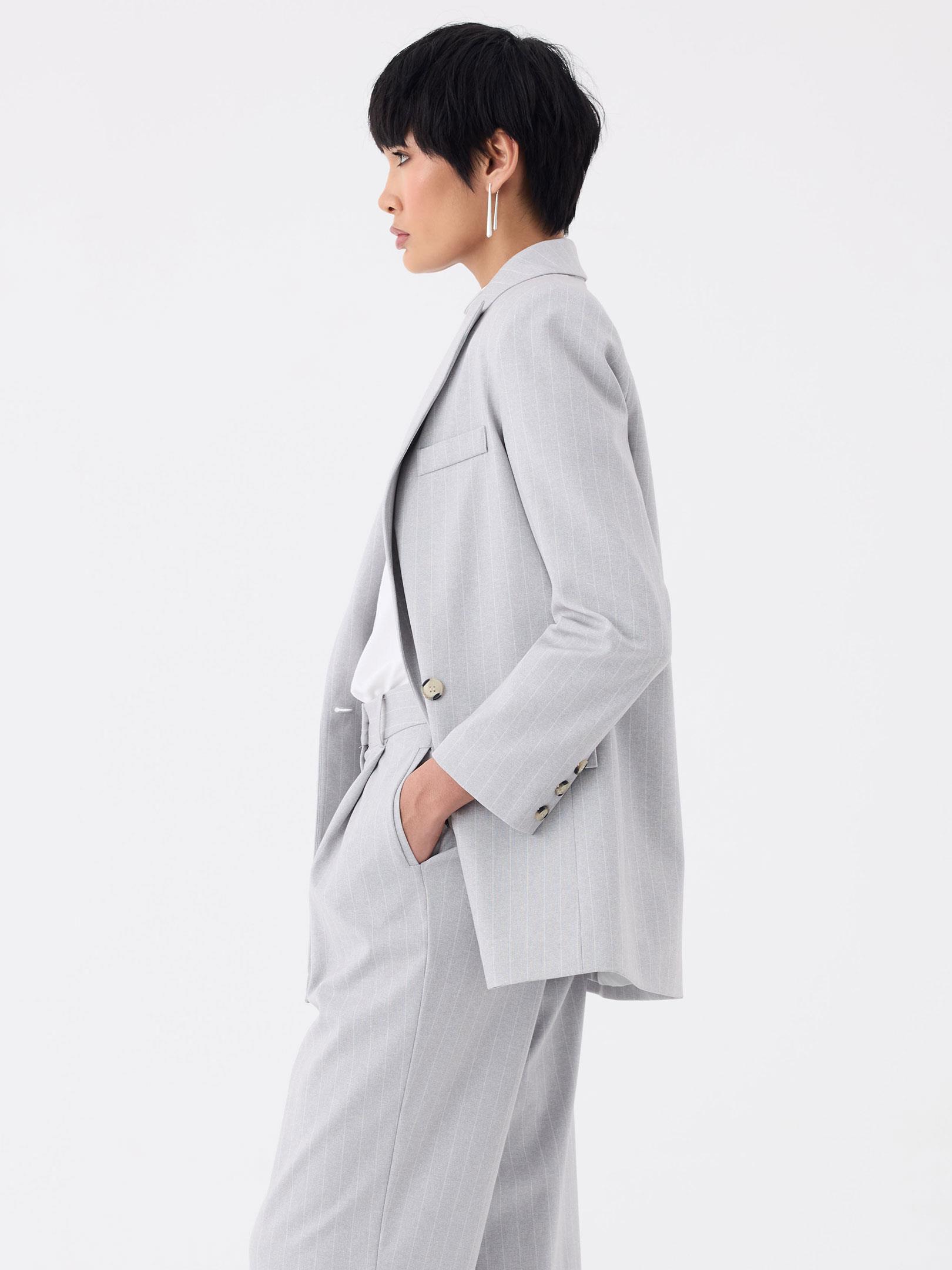 Oversize Kruvaze Kesim Ceket - Gri Çizgili Ceket Modelleri