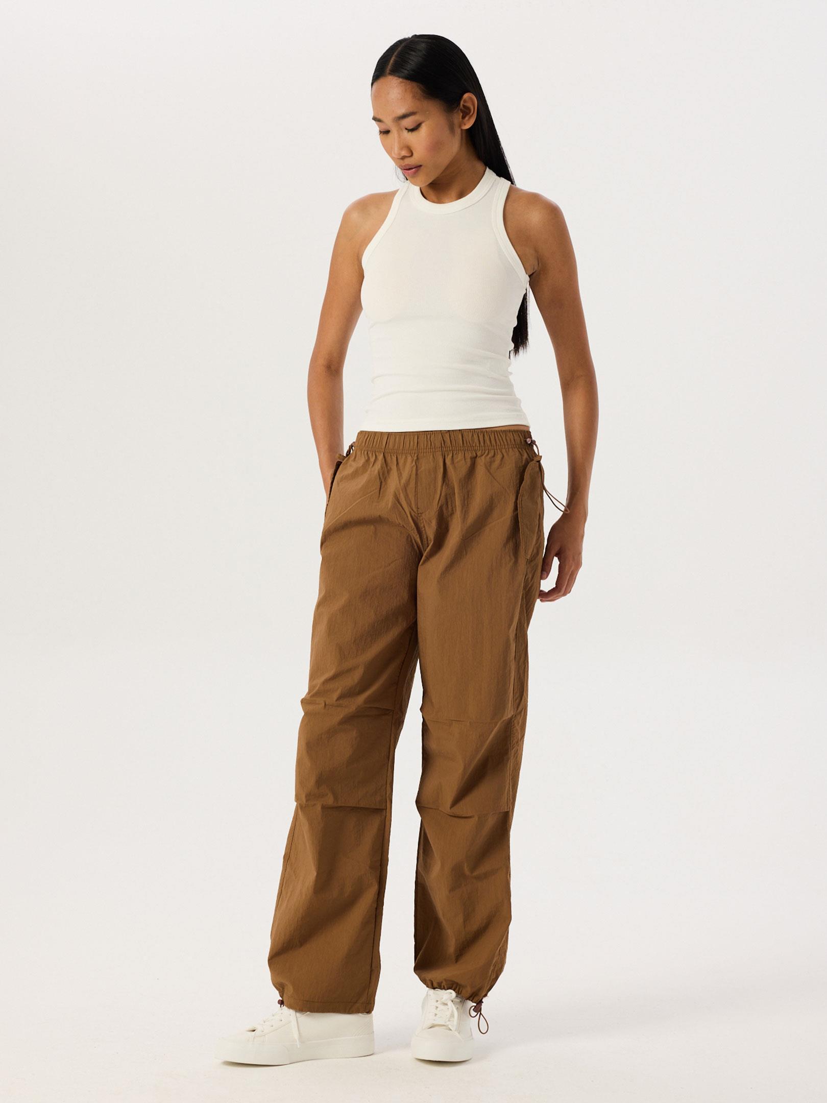 Stoper Büzgü Detaylı Paraşüt Pantolon - Kahve Pantolon Modelleri