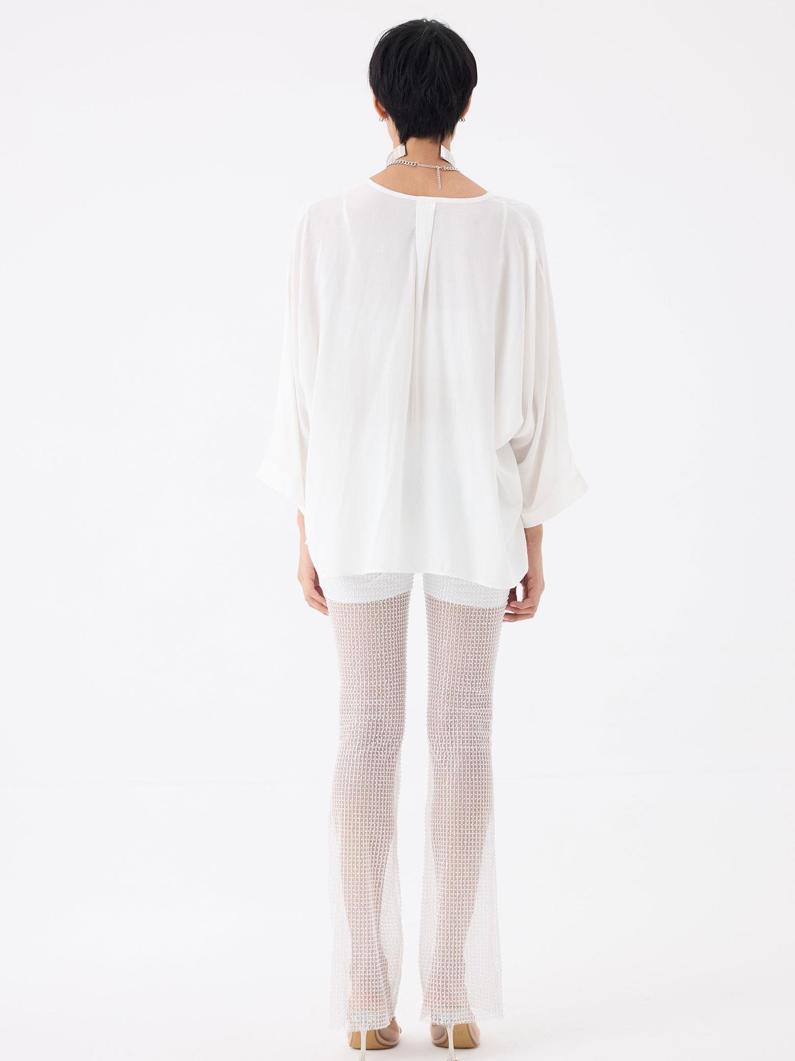 V Yaka Oversize Gömlek - Ekru Bluz Modelleri