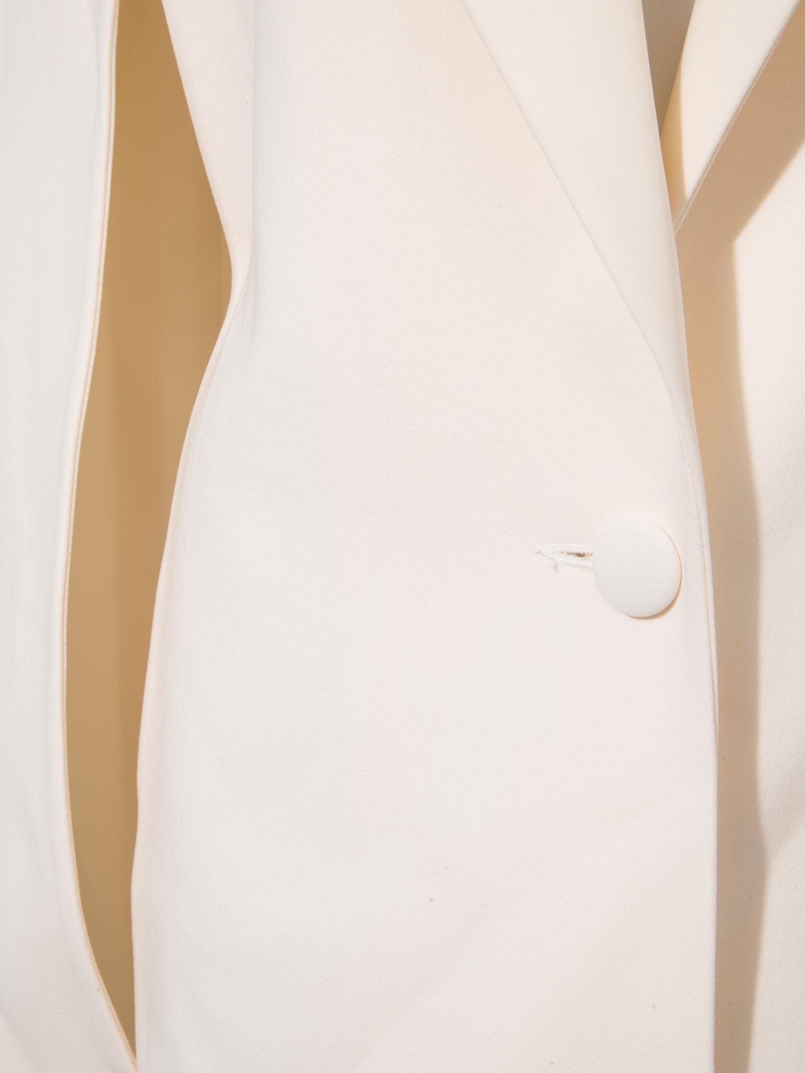 Yakası Parlak Saten Krep Özel Tasarım Şık Pelerin Ceket - Ekru Ceket Modelleri