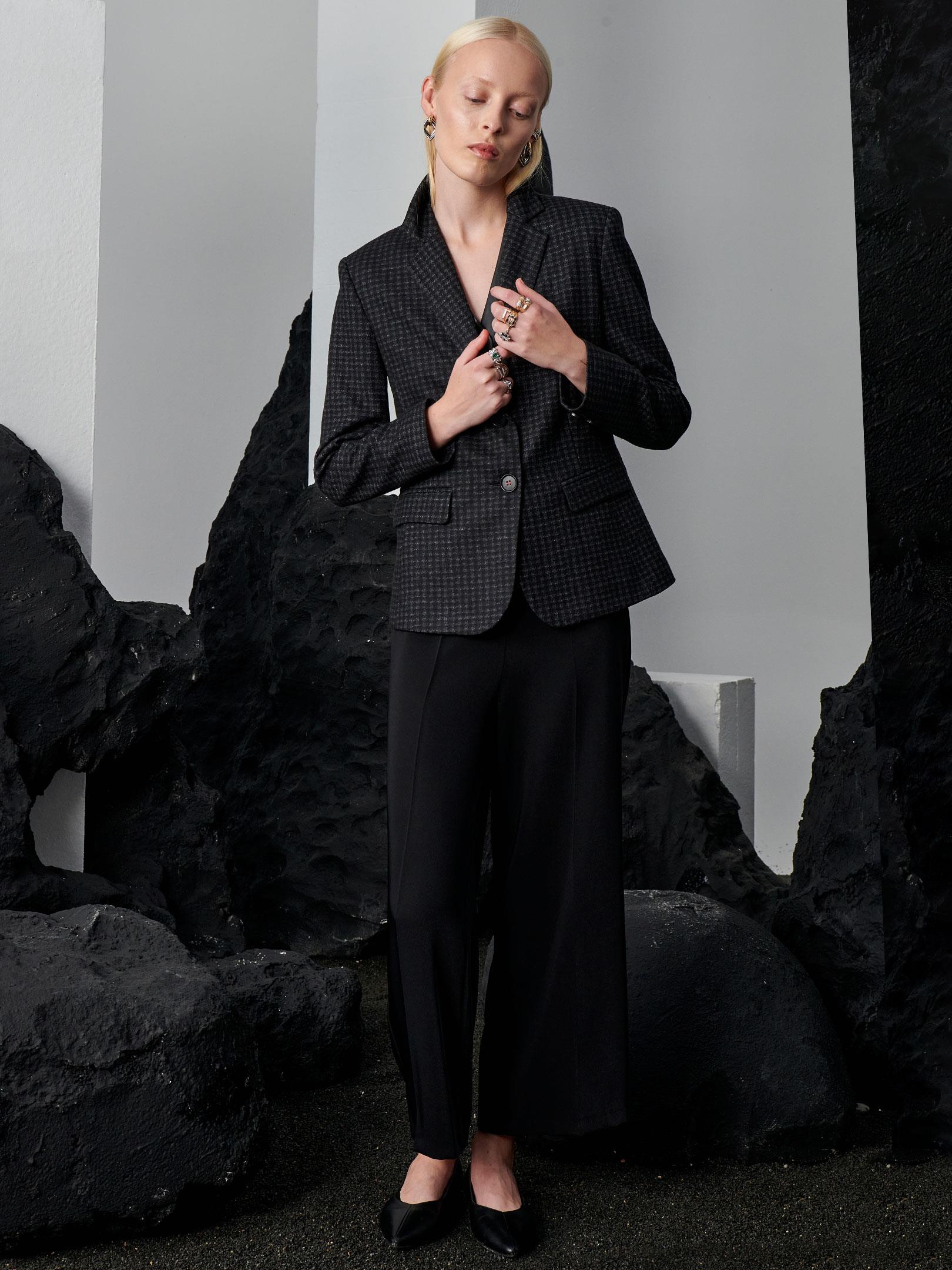 Yandan Fermuarlı Dökümlü Pantolon - Siyah Pantolon Modelleri