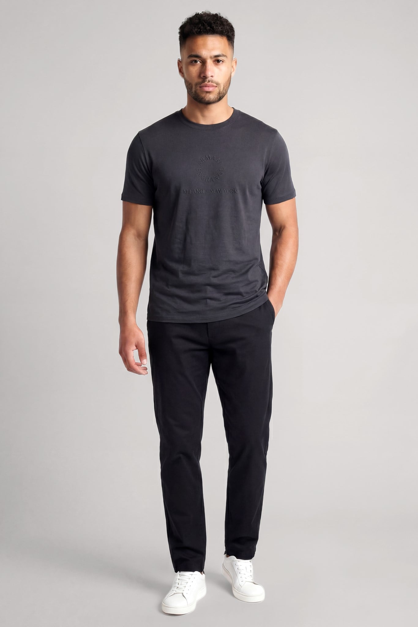 Armani Exchange Armani Exchange Erkek Normal Kalıp Yuvarlak Yakalı Logo İşlemeli Yuvarlak Yakalı Kısa Kollu Lacivert T-Shirt XM002450 AF10356-UB101