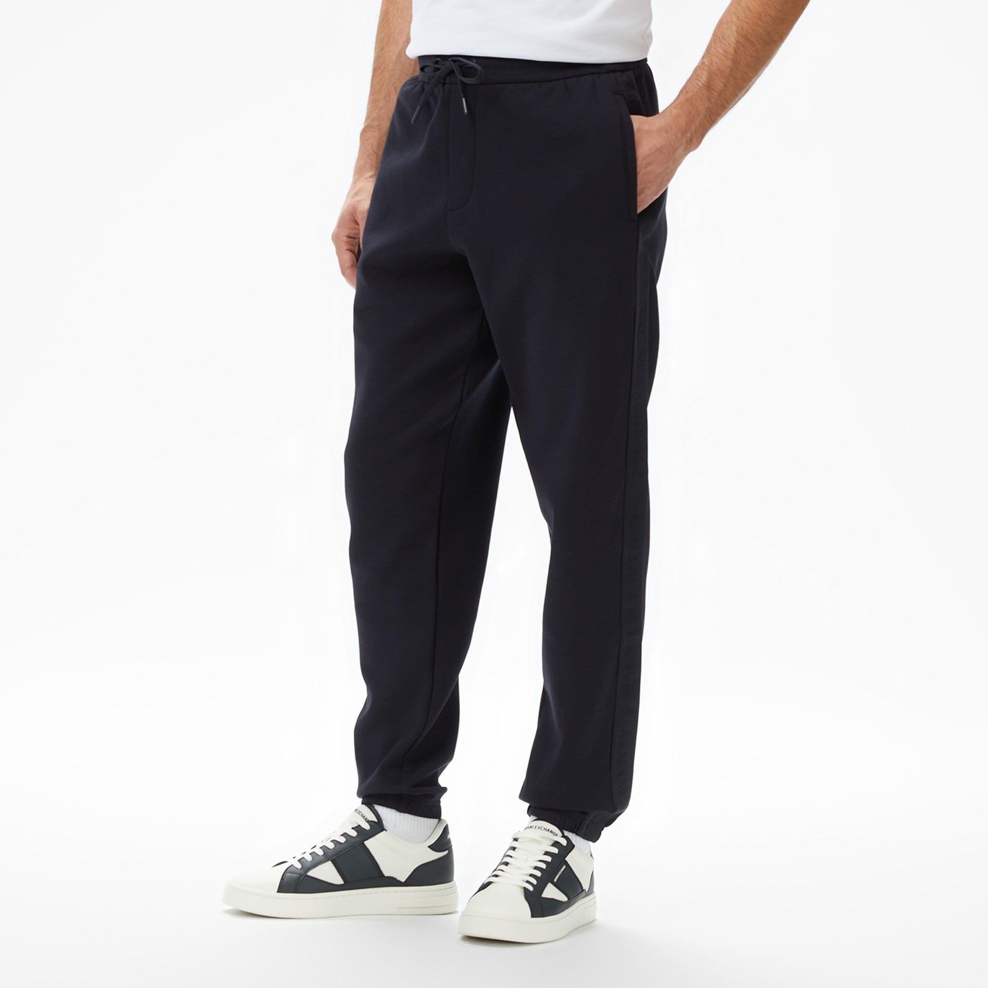 Armani Exchange Armani Exchange Erkek Logolu Streç Pamuklu Regular Fit Normal Bel Jogger Lacivert Eşofman Altı XM001301 AF10818-UB101