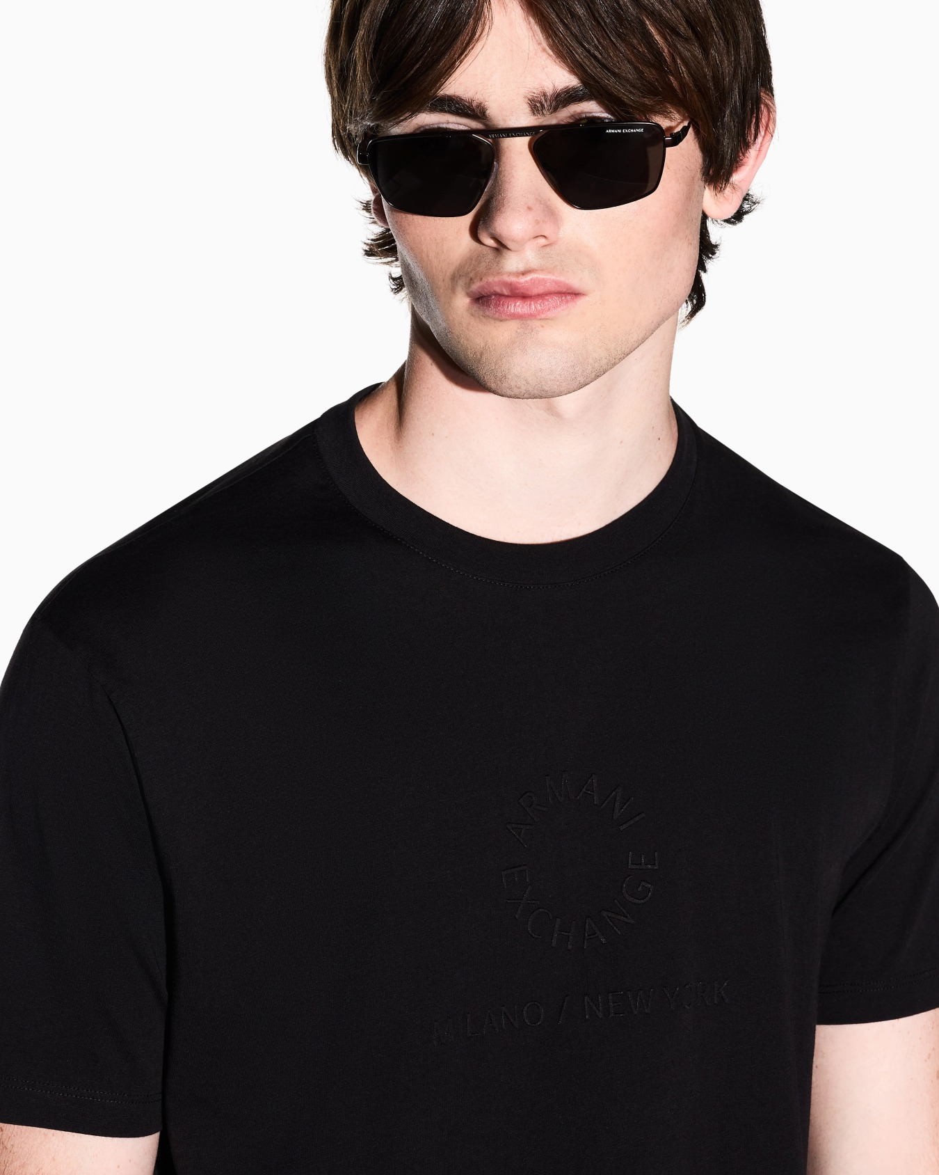Armani Exchange Armani Exchange Erkek Normal Kalıp Yuvarlak Yakalı Logo İşlemeli Yuvarlak Yakalı Kısa Kollu Siyah T-Shirt XM002450 AF10356-UC001