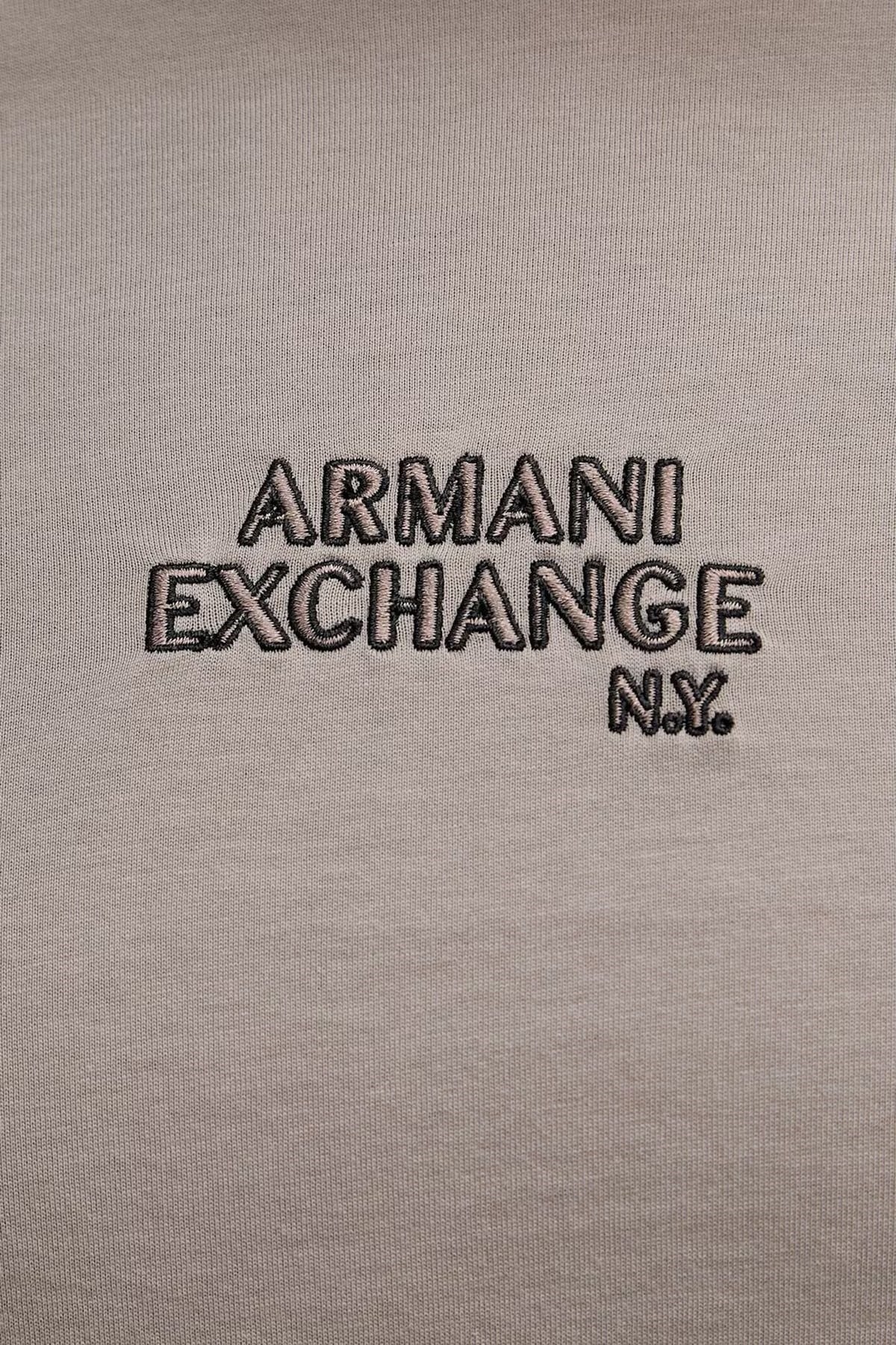 Armani Exchange Armani Exchange Erkek Logo Detaylı Yuvarlak Yakalı Kısa Kollu Bej T-Shirt XM001784 AF10356-U6107