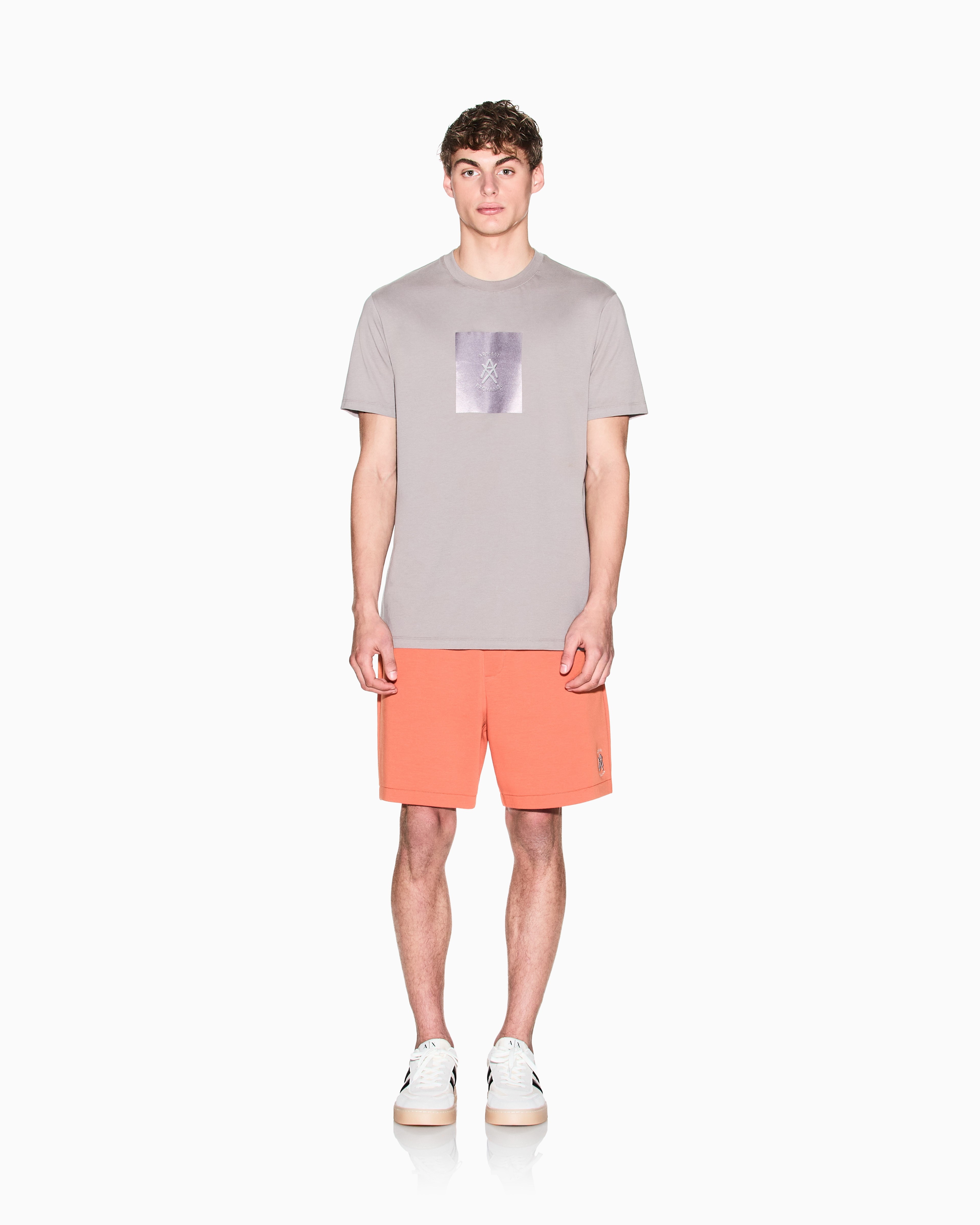Armani Exchange Armani Exchange Erkek Bisiklet Yaka Logo Baskılı Pamuklu Kısa Kollu Bej T-Shirt XM002213 AF10356-U6107