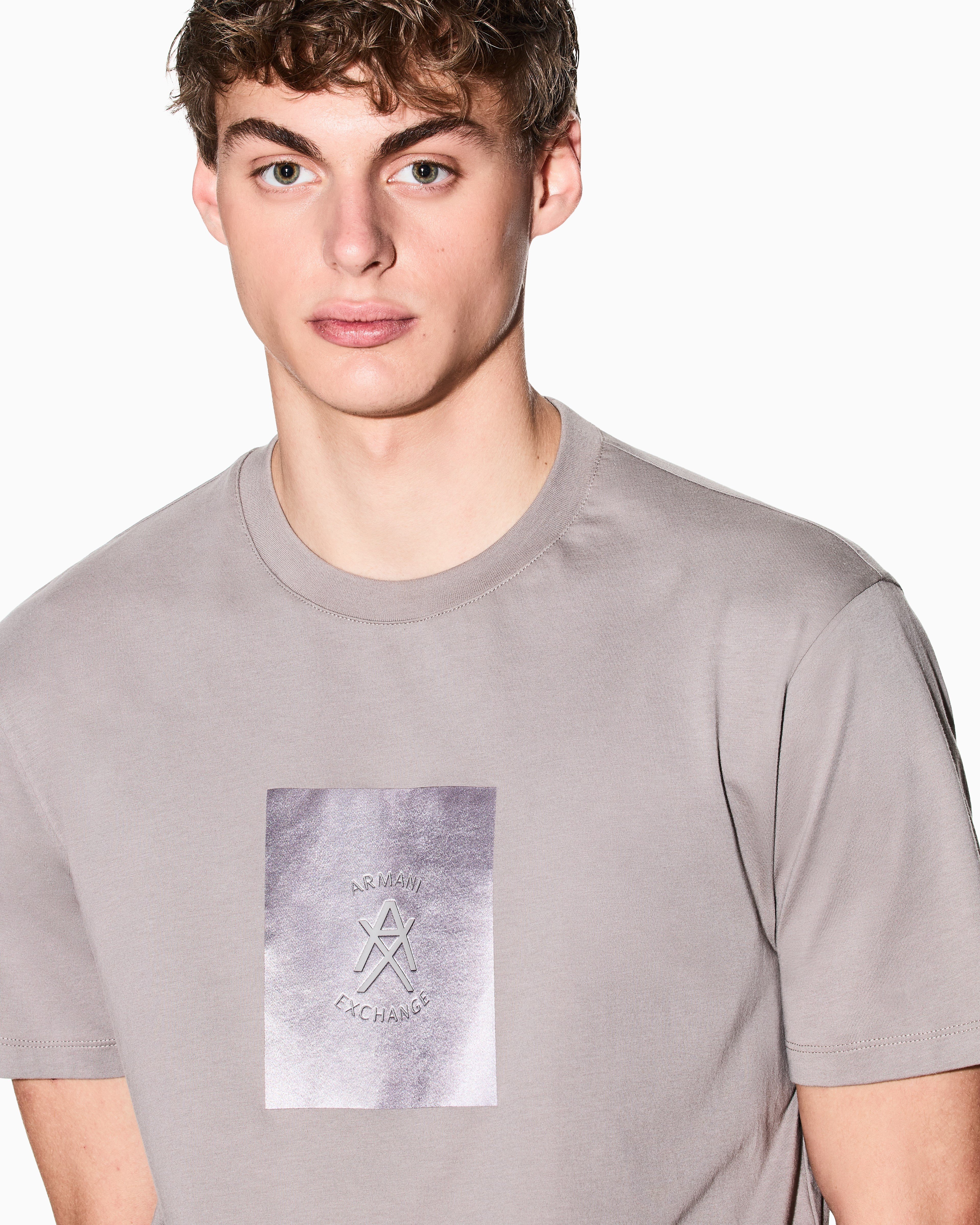 Armani Exchange Armani Exchange Erkek Bisiklet Yaka Logo Baskılı Pamuklu Kısa Kollu Bej T-Shirt XM002213 AF10356-U6107