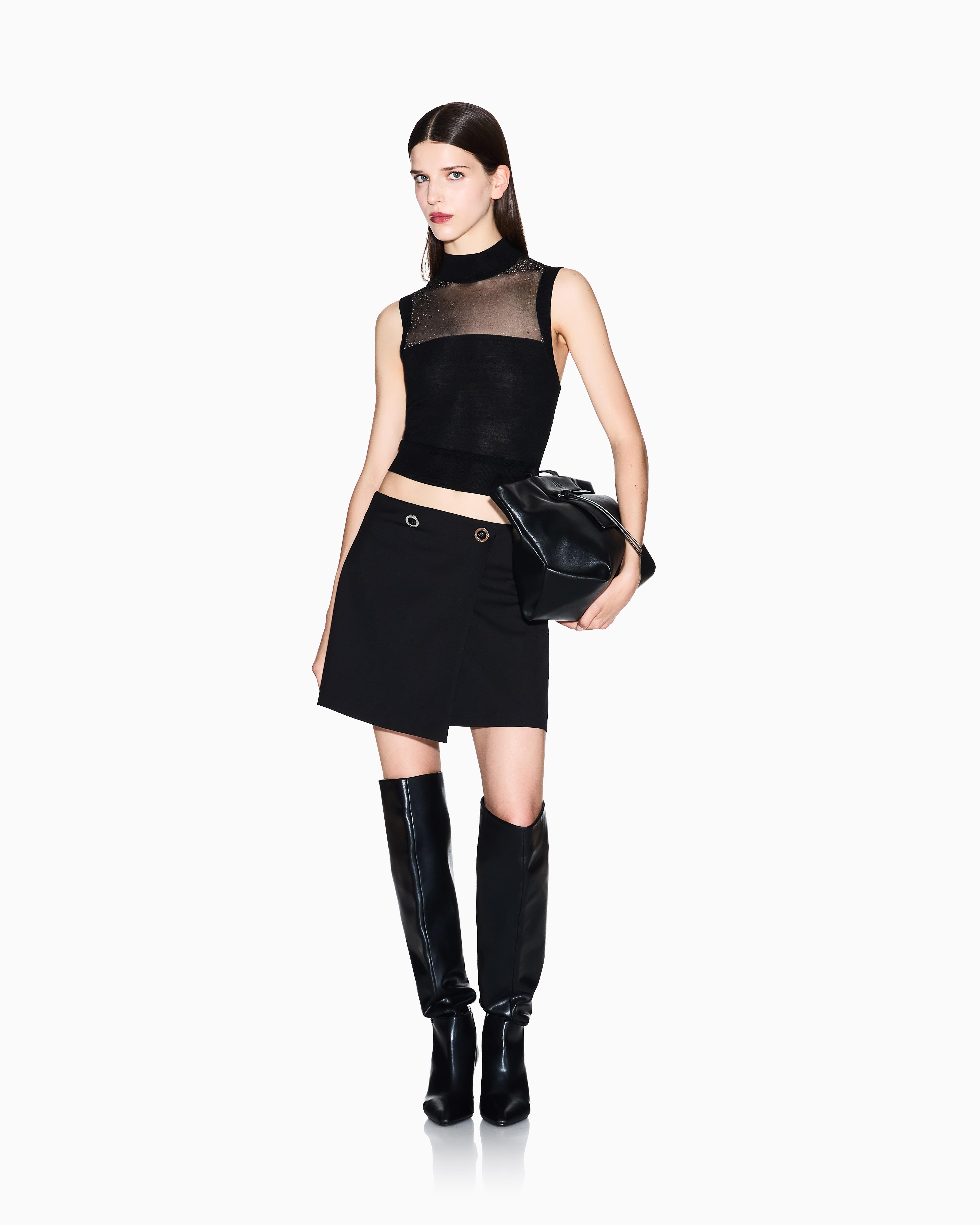 Armani Exchange Armani Exchange Kadın Dar Kalıp Balıkçı Yaka Tül Detaylı Crop Siyah Bluz XW001323 AF13781-MC108
