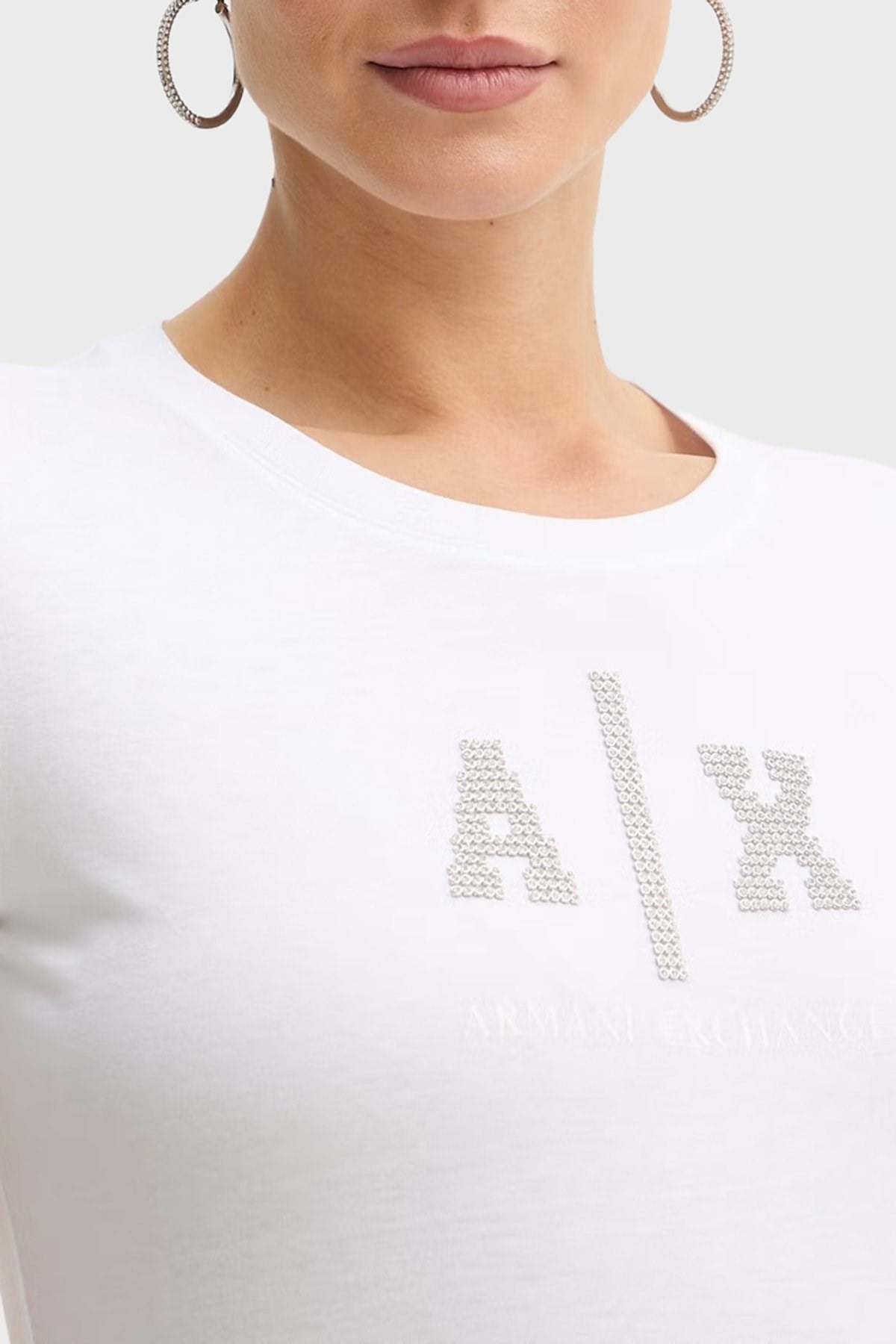 Armani Exchange Armani Exchange Kadın Yuvarlak Yaka Slim Fit Kısa Kollu Pamuklu Beyaz T-Shirt XW002348 AF10356-U0002