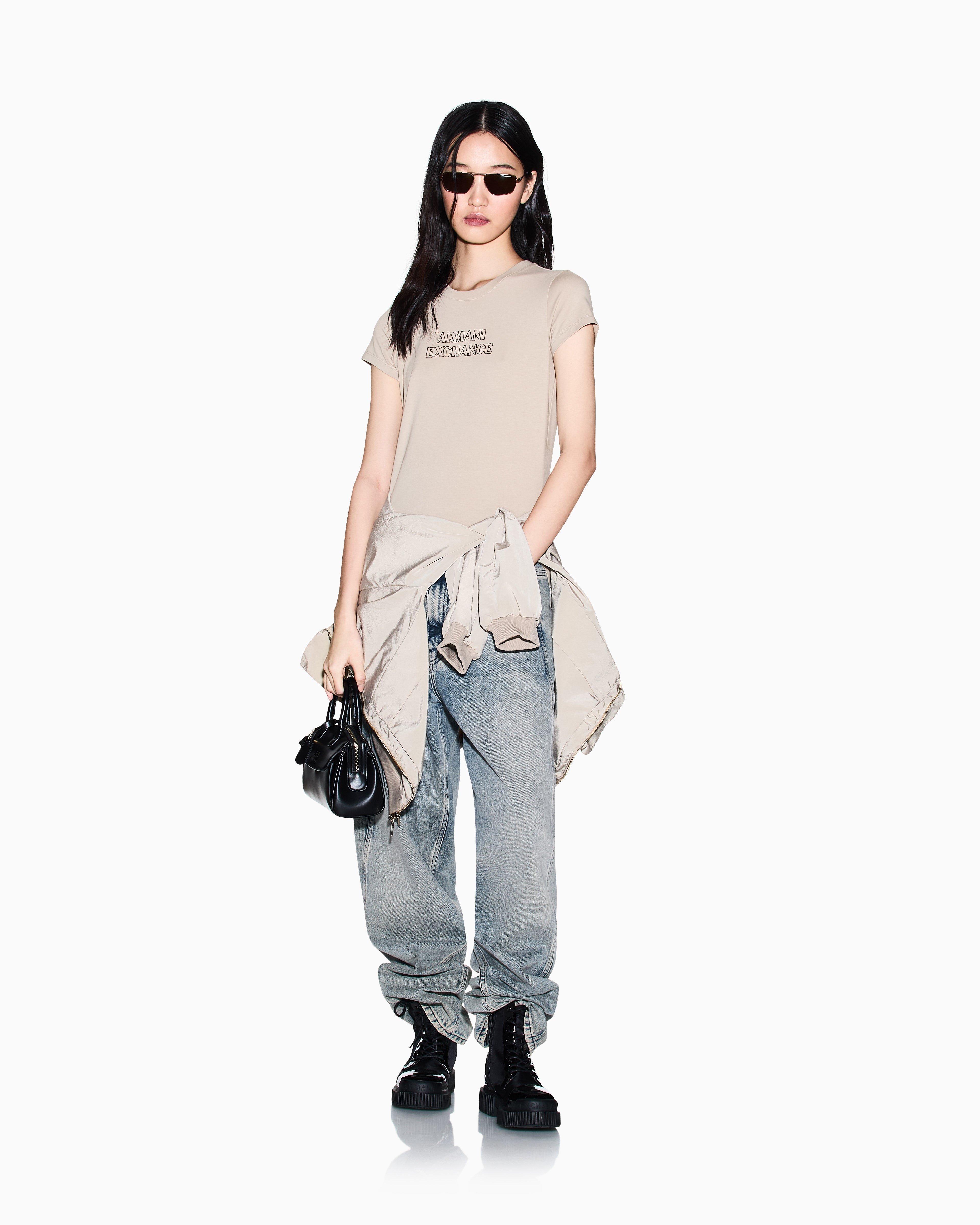 Armani Exchange Armani Exchange Kadın Yuvarlak Yaka Pamuklu Kısa Kol Logo Yazı Desenli Bej T-Shirt XW002293 AF17173-U6223