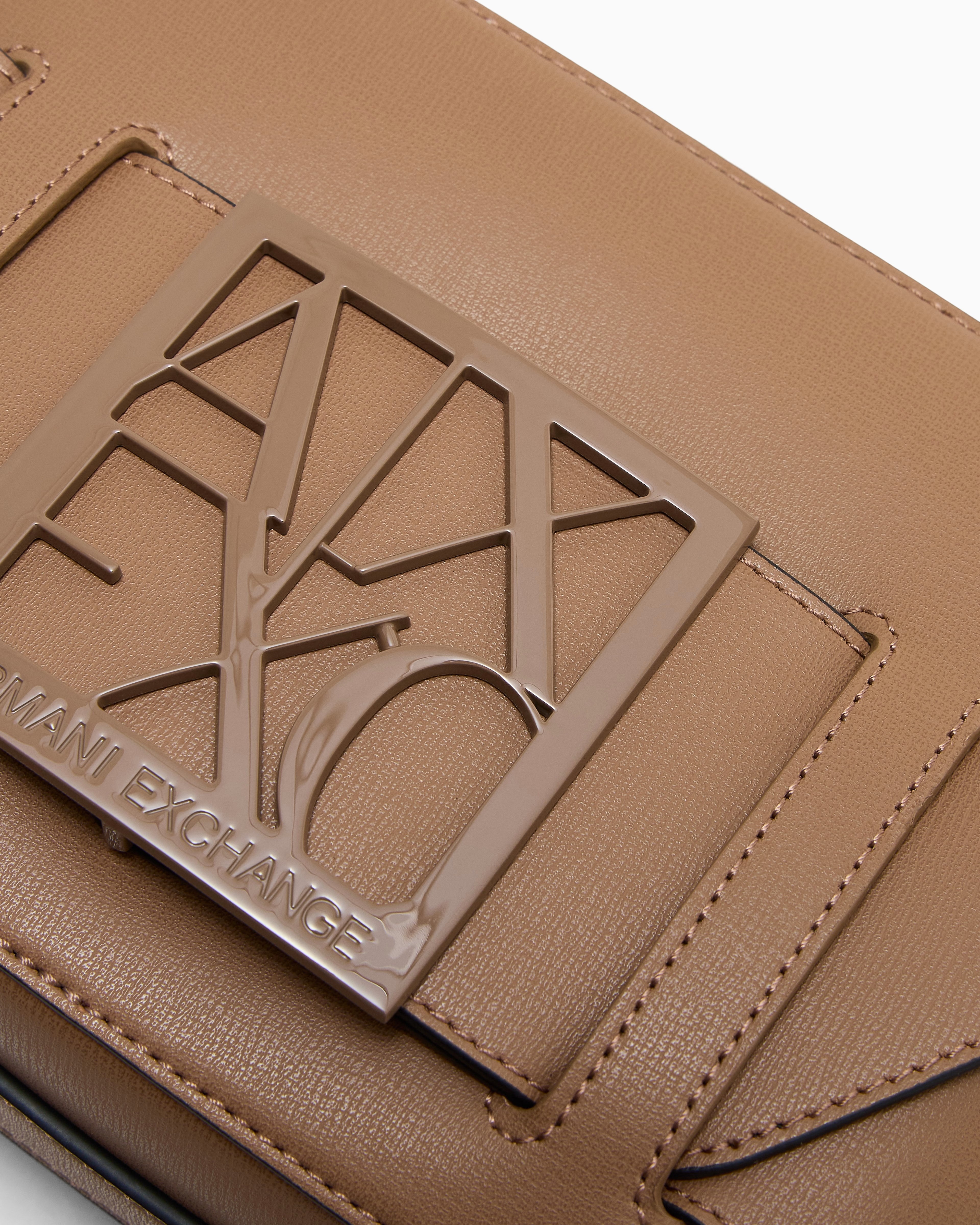 Armani Exchange Armani Exchange Kadın Marka Logolu Ayarlanabilir Omuz Askılı Kahverengi Omuz Çantası 942699 0A874-U6186