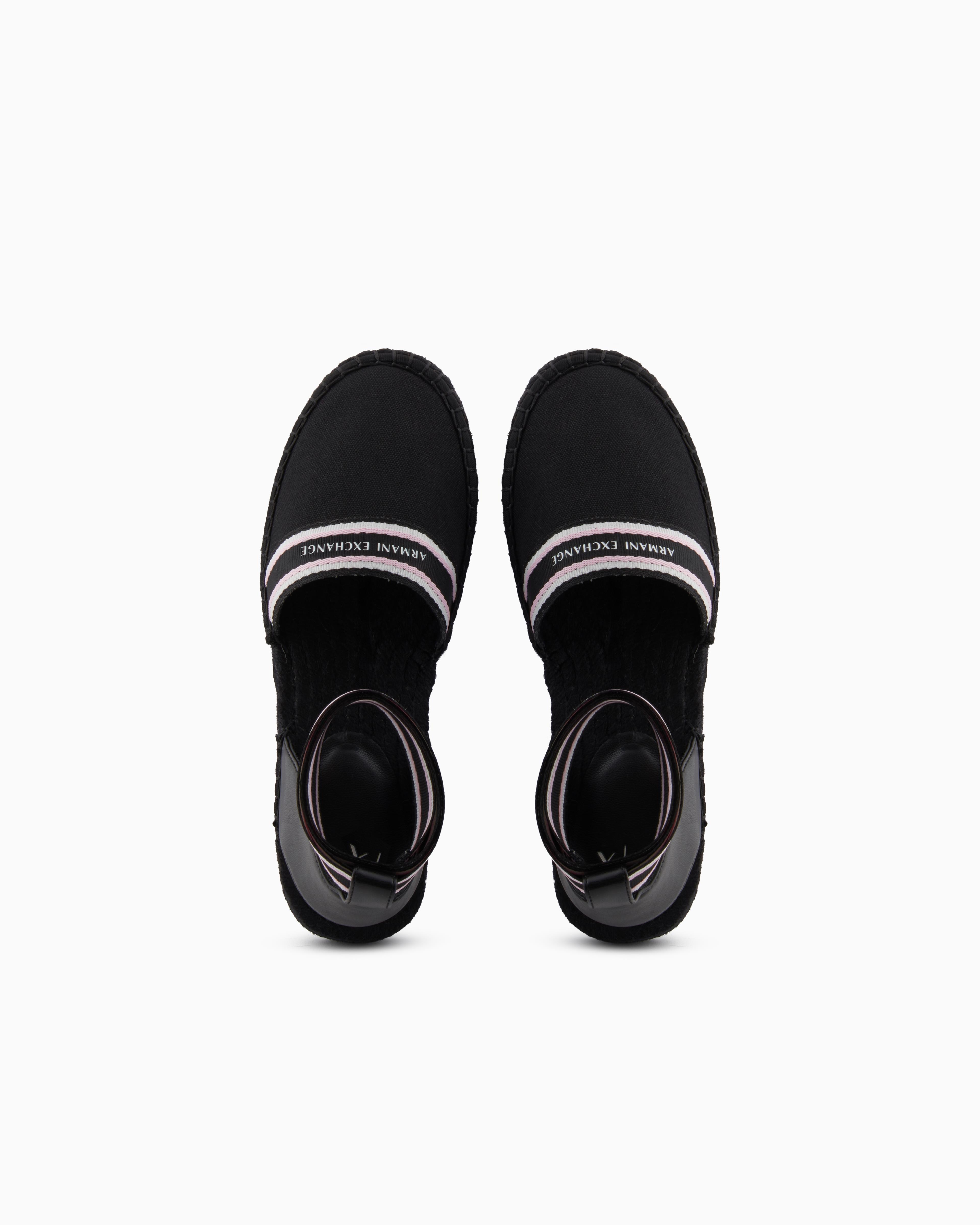 ARMANI EXCHANGE Armani Exchange Unısex Kontrsat Detaylı Bilek Bantlı Hasır Detaylı Taban Siyah Espadril XDS006 XV923-00002