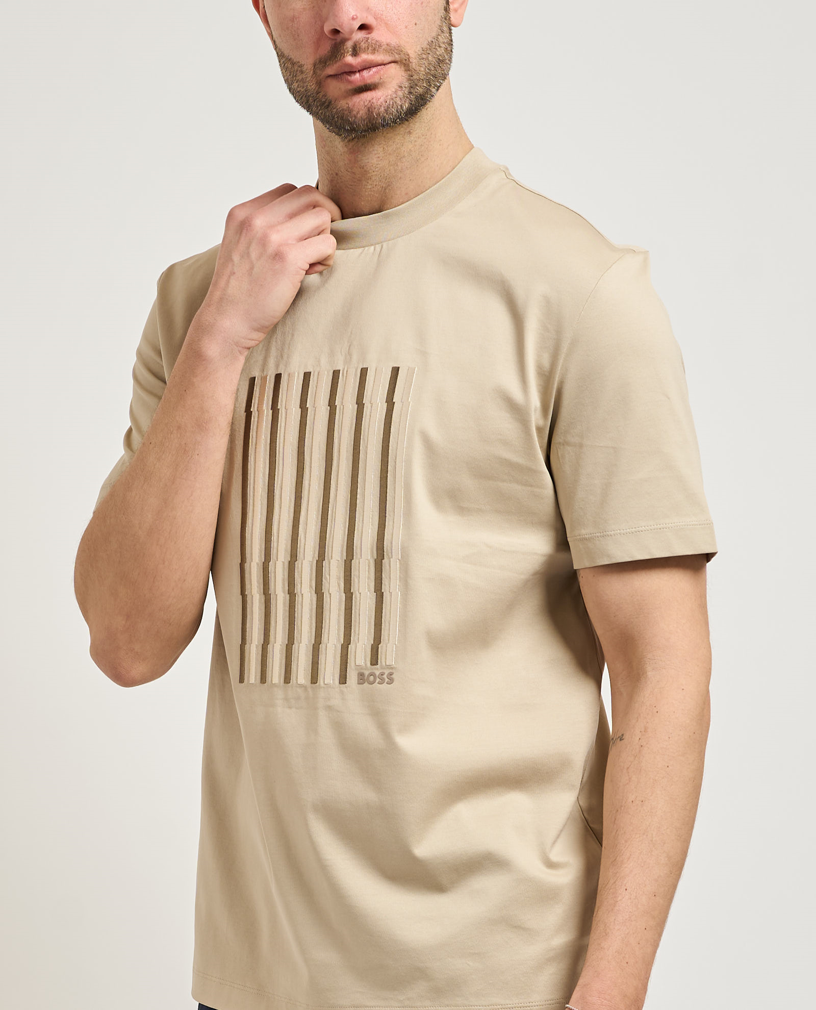 BOSS  BOSS Erkek Logolu Bisiklet Yaka Kısa Kol Standart Bej T-Shirt 50560466-286
