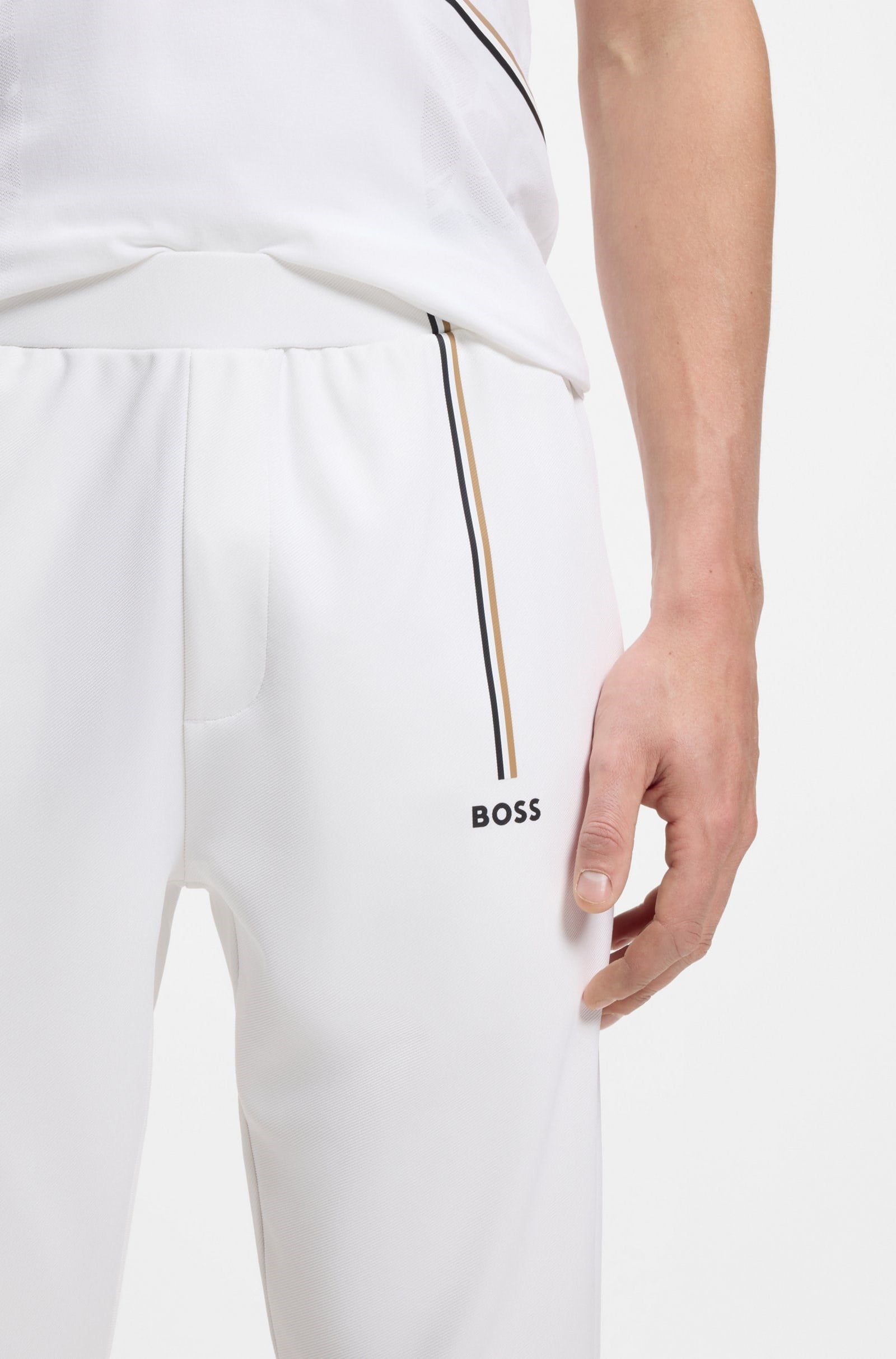 BOSS  BOSS Erkek Normal Kesim Isı Düzenleyici Esnek Gabardin Kumaşlı Beyaz Eşofman Altı 50563330-100