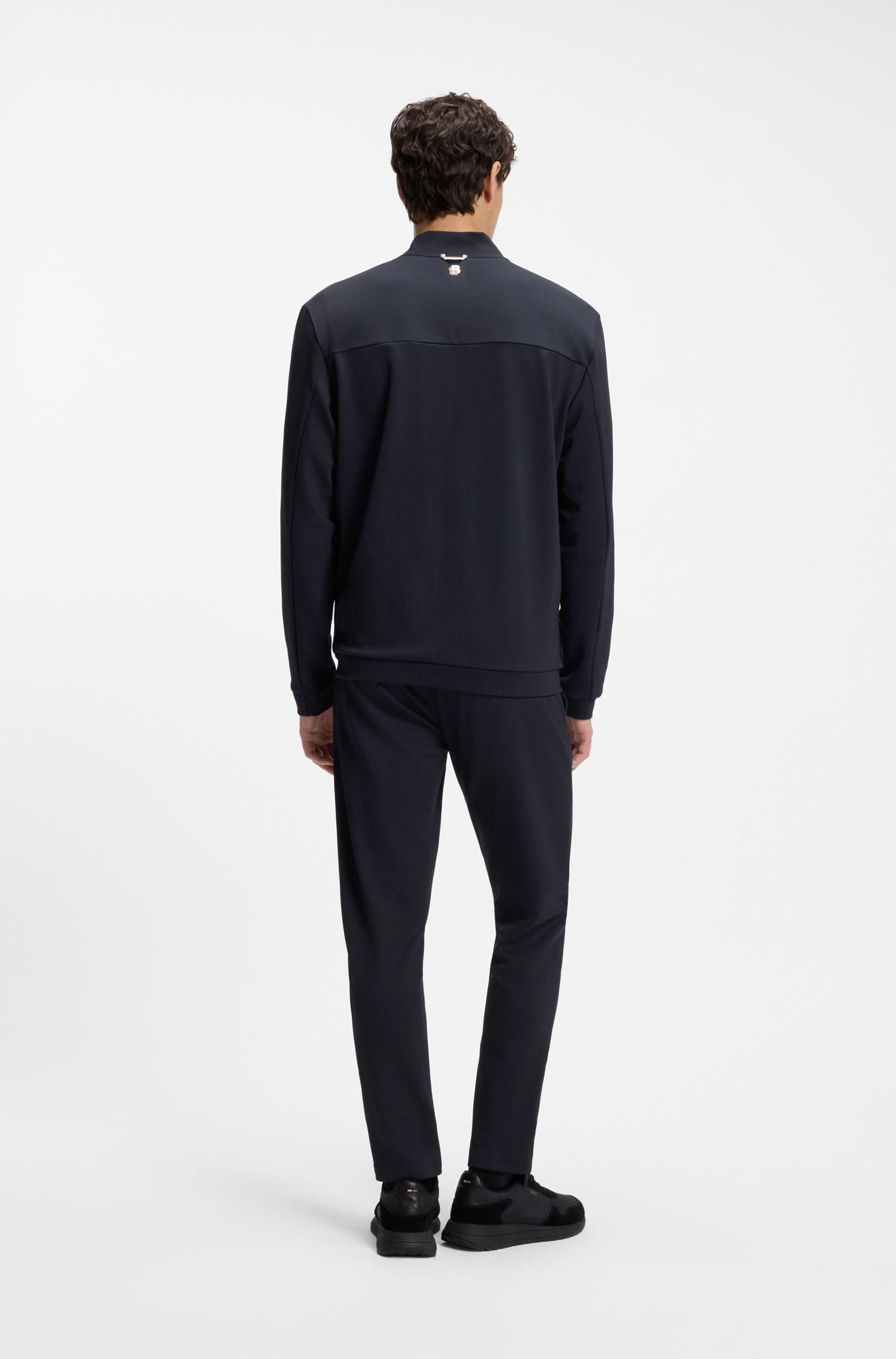 BOSS  BOSS Erkek Normal Kesim Nem Yönetimi Özellikli Esnek Gabardin Kumaşlı Lacivert Sweatshirt 50563352-402