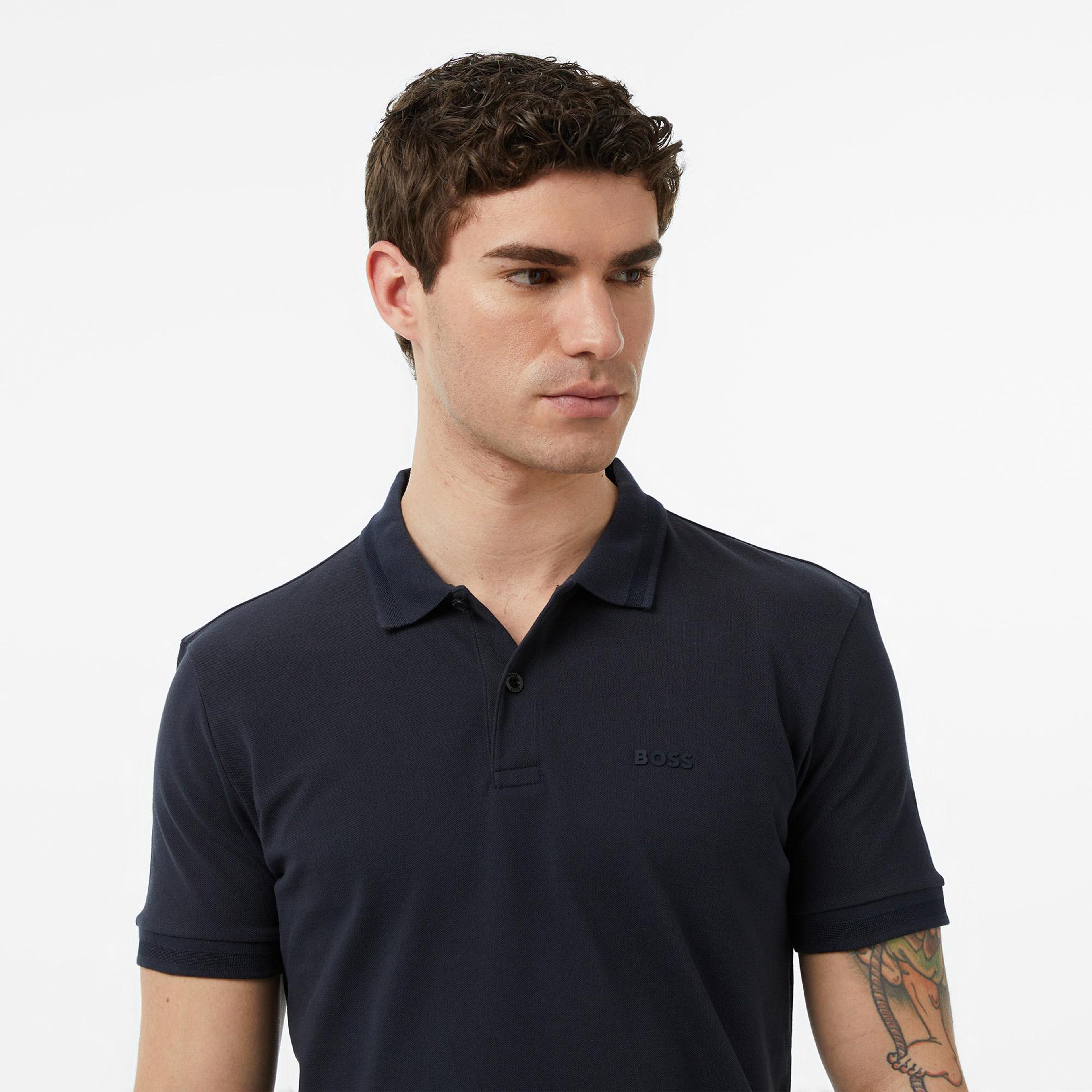 BOSS  BOSS Erkek Normal Kesim Pamuklu Göğüste Logo Detaylı Kısa Kollu Lacivert Polo Yaka T-Shirt 50554574-402