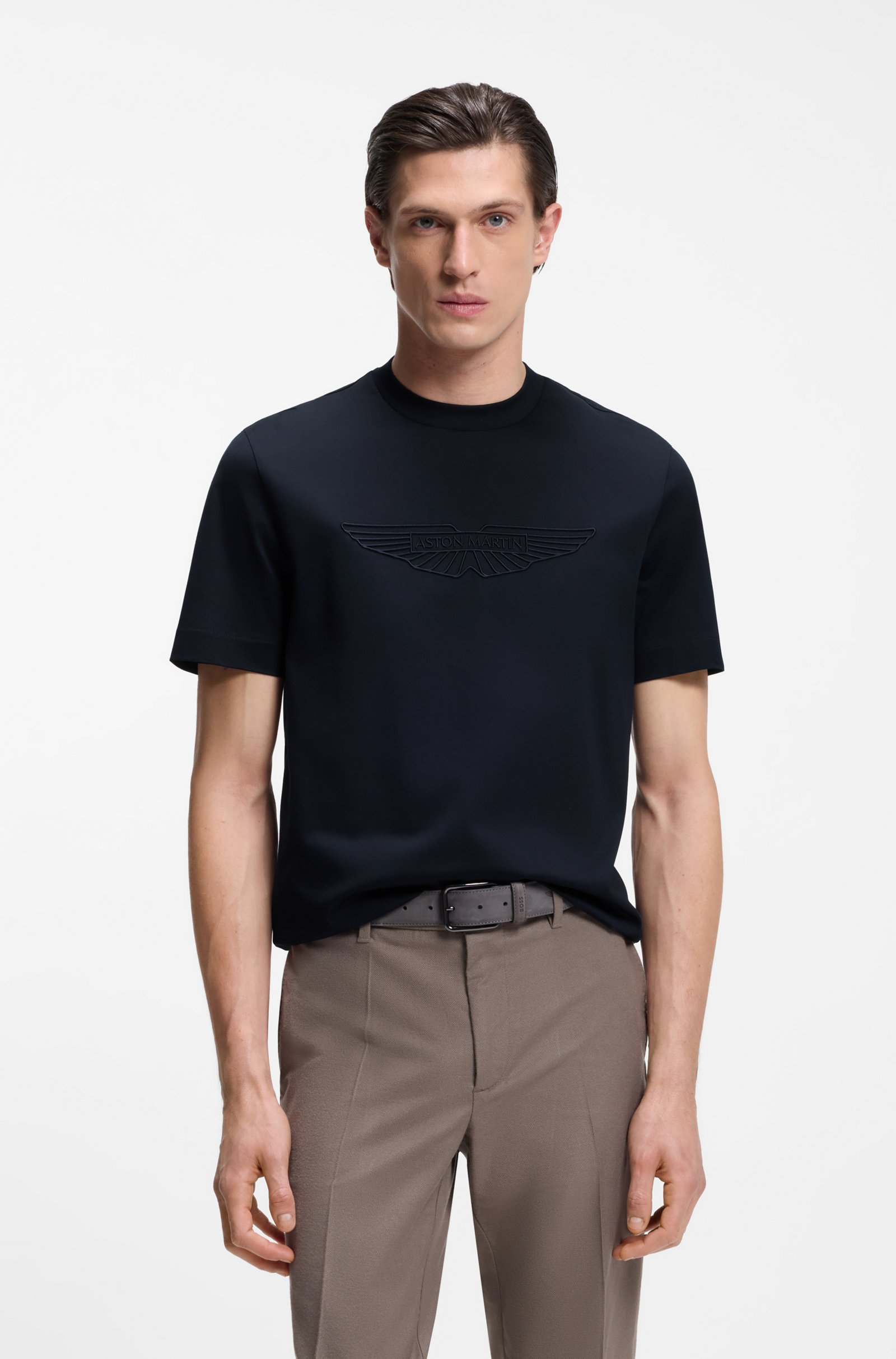 BOSS  BOSS Erkek Normal Kesim Yuvarlak Yakalı Dokulu Logo Detaylı Yumuşak Pamuklu Kısa Kollu Lacivert T-Shirt 50555843-404
