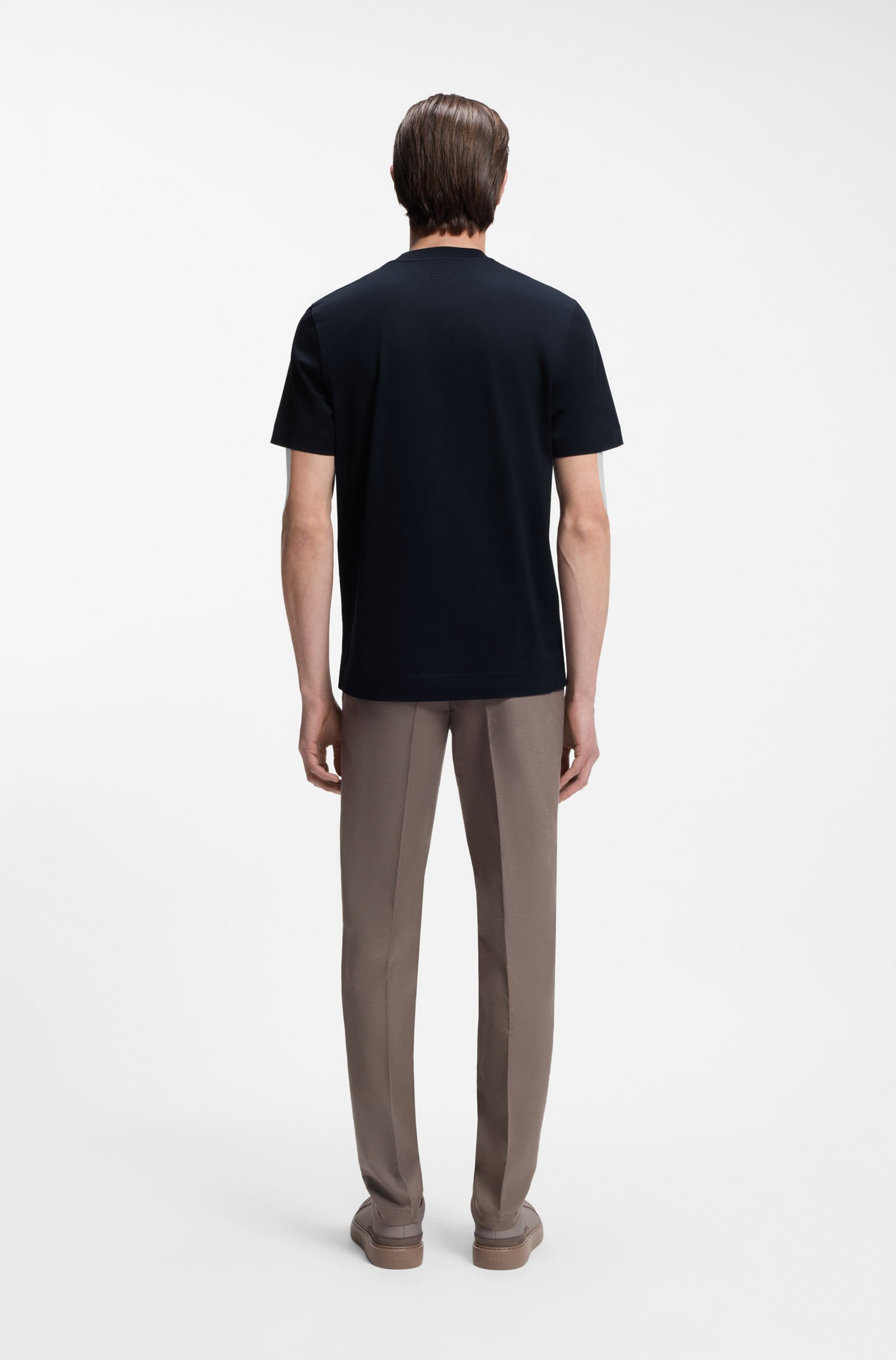 BOSS  BOSS Erkek Normal Kesim Yuvarlak Yakalı Dokulu Logo Detaylı Yumuşak Pamuklu Kısa Kollu Lacivert T-Shirt 50555843-404
