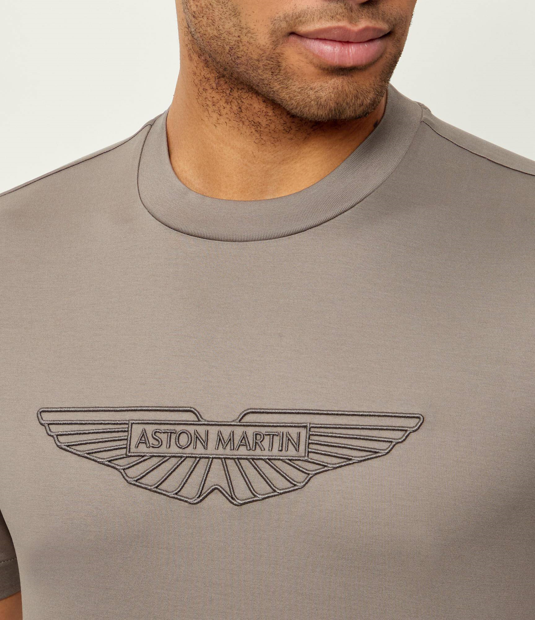 BOSS  BOSS Erkek Normal Kesim Yuvarlak Yakalı Dokulu Logo Detaylı Yumuşak Pamuklu Kısa Kollu Haki T-Shirt 50555843-077