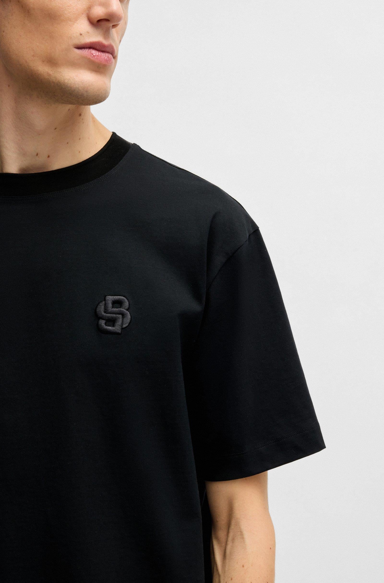BOSS BOSS Erkek Rahat Kesim Monogram Logolu Yuvarlak Yaka Kısa Kollu Siyah T-Shirt 50533343-001