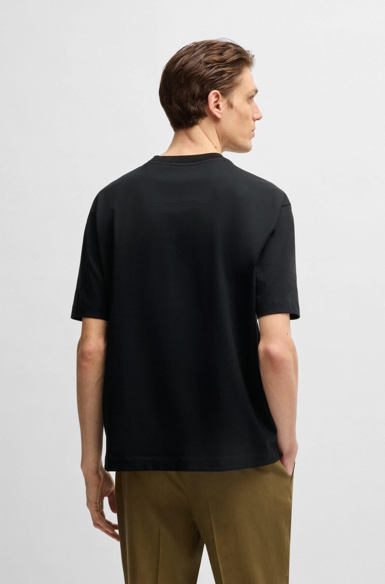 BOSS BOSS Erkek Rahat Kesim Monogram Logolu Yuvarlak Yaka Kısa Kollu Siyah T-Shirt 50533343-001