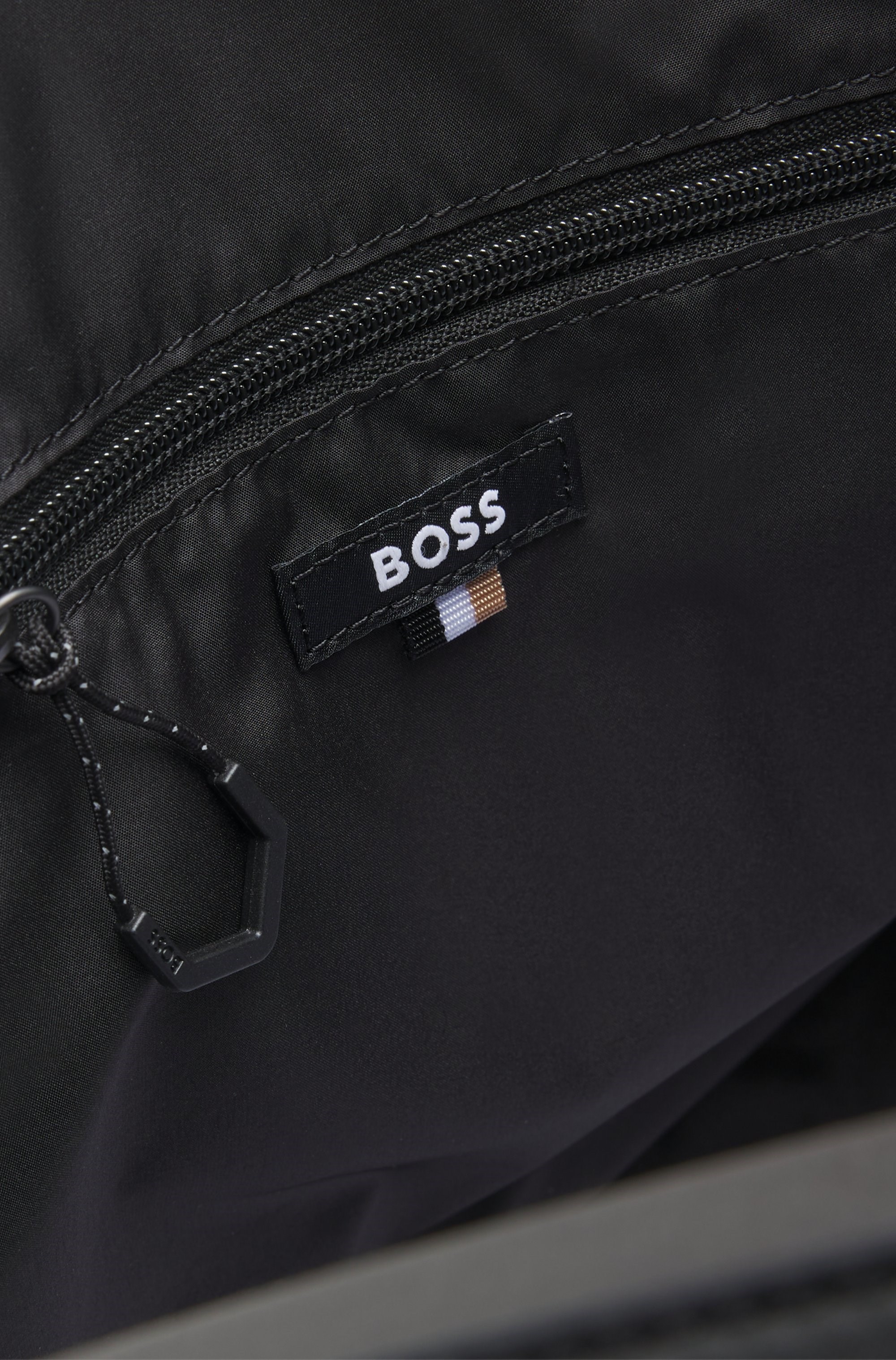 BOSS  BOSS Erkek Tonlu Marka Logolu Çıkarılabilir Uzun Askılı Siyah Seyahat Çantası 50558357-001