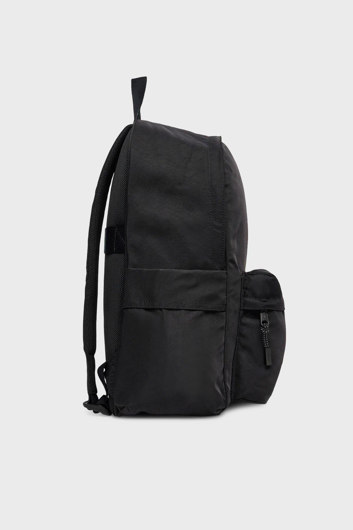 Calvin Klein Calvin Klein Erkek Ayarlanabilir Askılı Fermuarlı Ön Cepli Logolu Siyah Sırt Çantası LV04D3114G-UB1