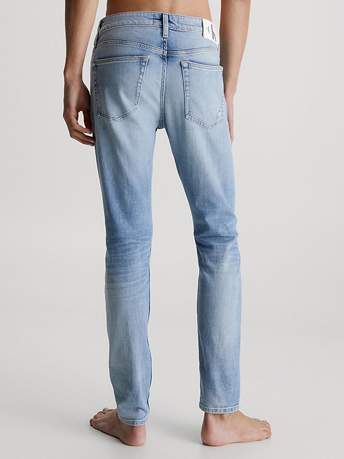 Calvin Klein Calvin Kleın Erkek Cepli Denim Eskitme Dar Paçalı Mavi Jeans J30J323362-1AA
