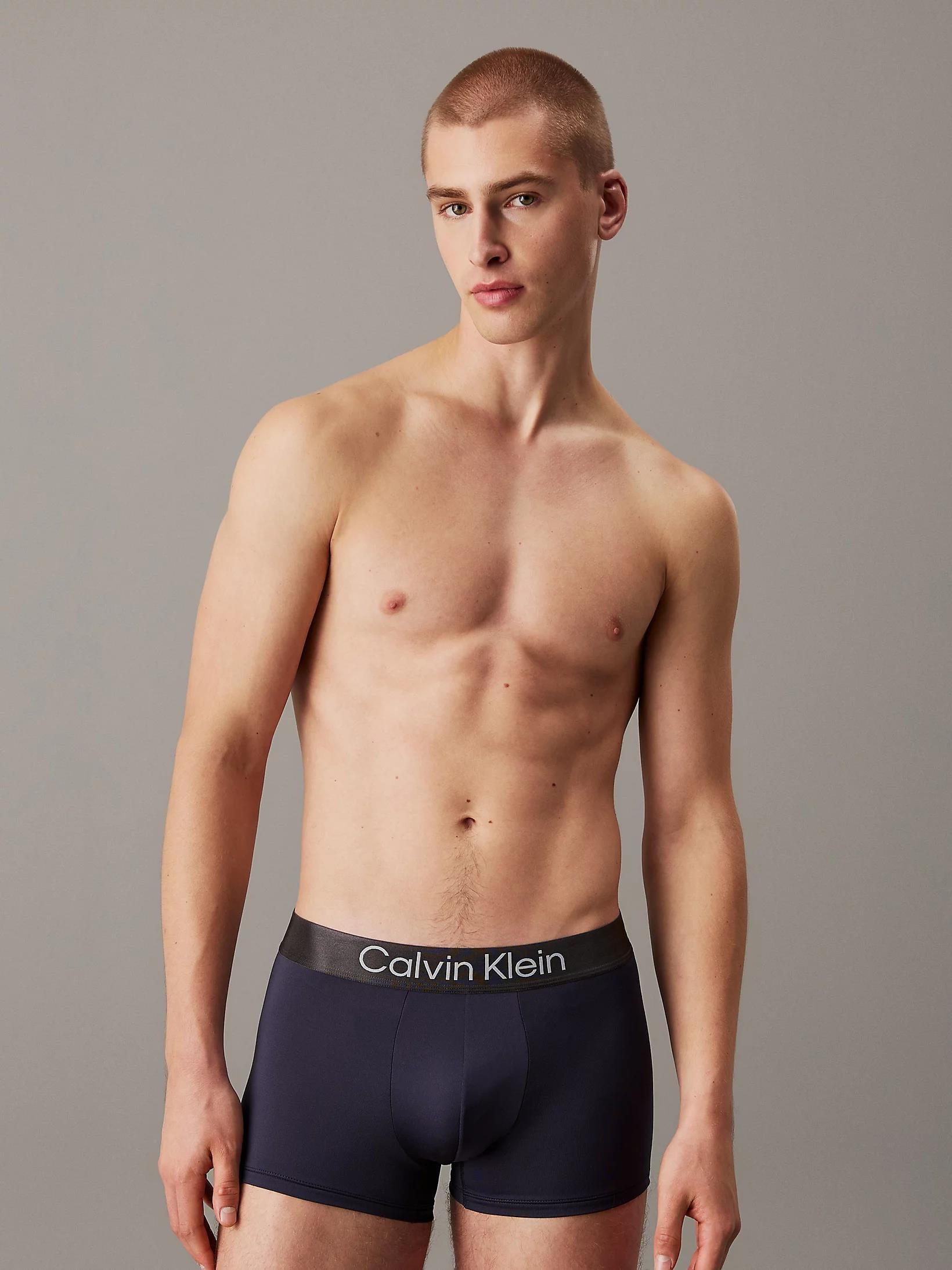 Calvin Klein Calvin Klein Erkek Dar Kalıp Nefes Alabilen Kumaş Logolu Elastik Bel Bantlı 3'lü Çok Renkli Boxer LV00NB4269-VSA