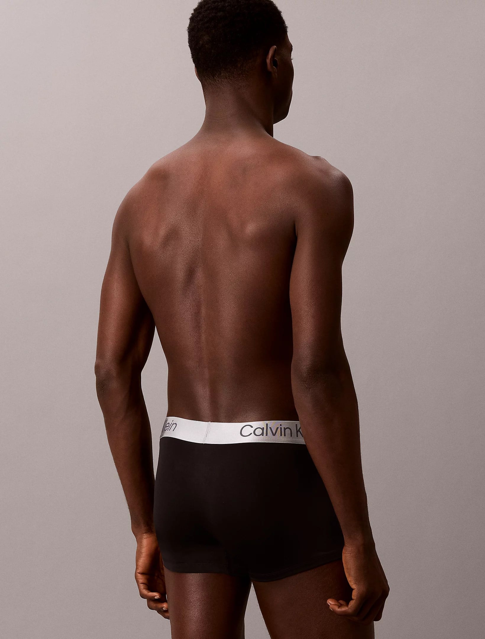 Calvin Klein Calvin Klein Erkek Dar Kalıp Nefes Alabilen Kumaş Logolu Elastik Bel Bantlı 3'lü Siyah Boxer LV00NB4269-3YT