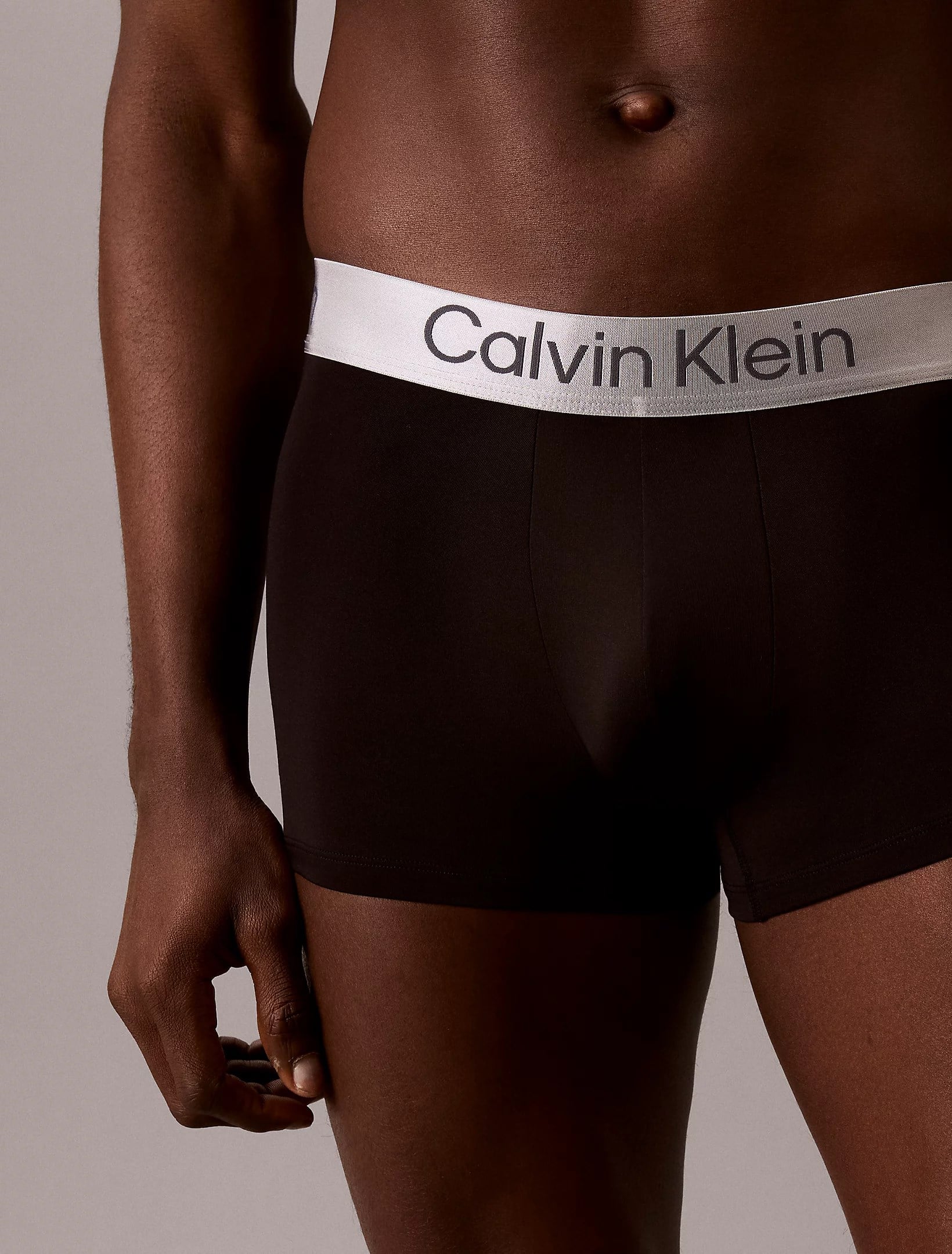 Calvin Klein Calvin Klein Erkek Dar Kalıp Nefes Alabilen Kumaş Logolu Elastik Bel Bantlı 3'lü Siyah Boxer LV00NB4269-3YT