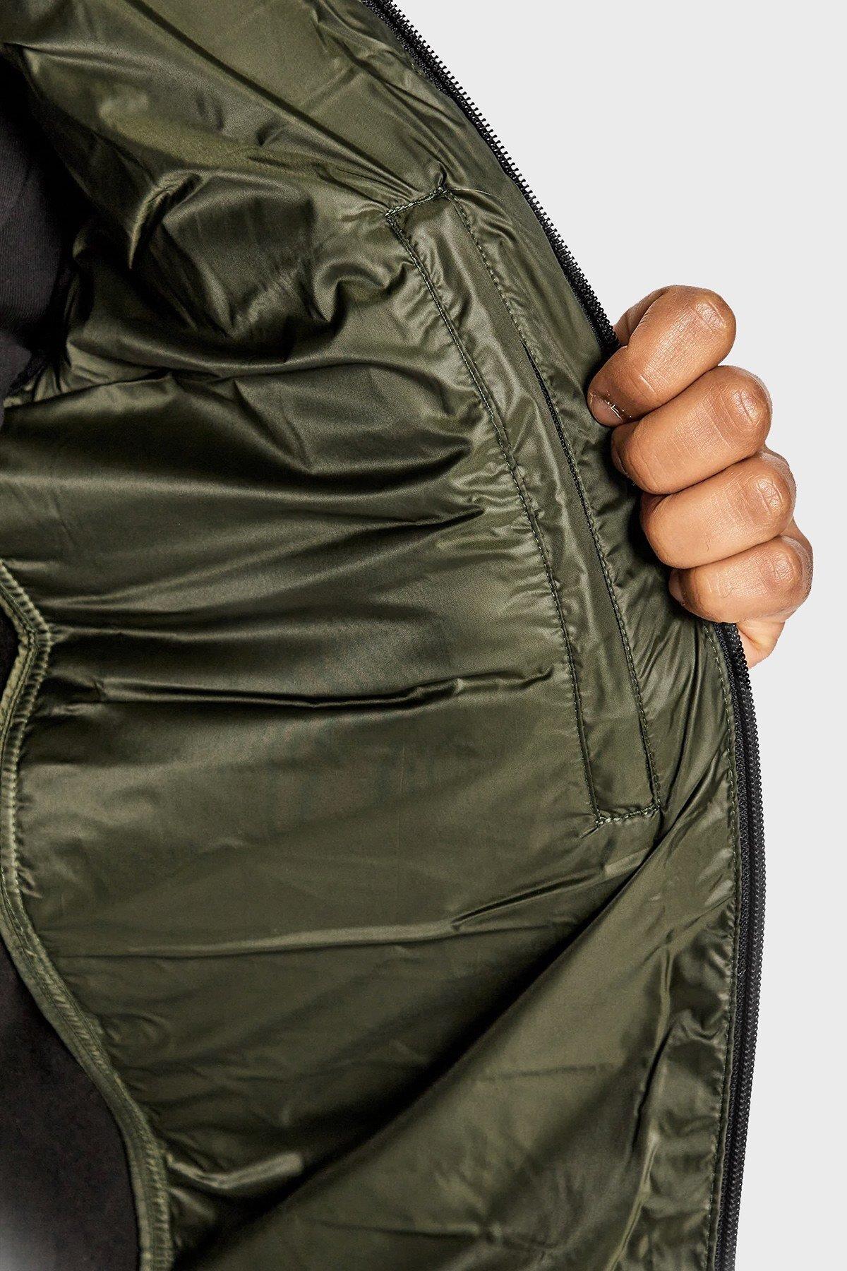 Calvin Klein Calvin Kleın Erkek Dik Yaka Yalıtımlı Marka Logolu Fermuarlı Haki Yelek K10K108292-MRZ