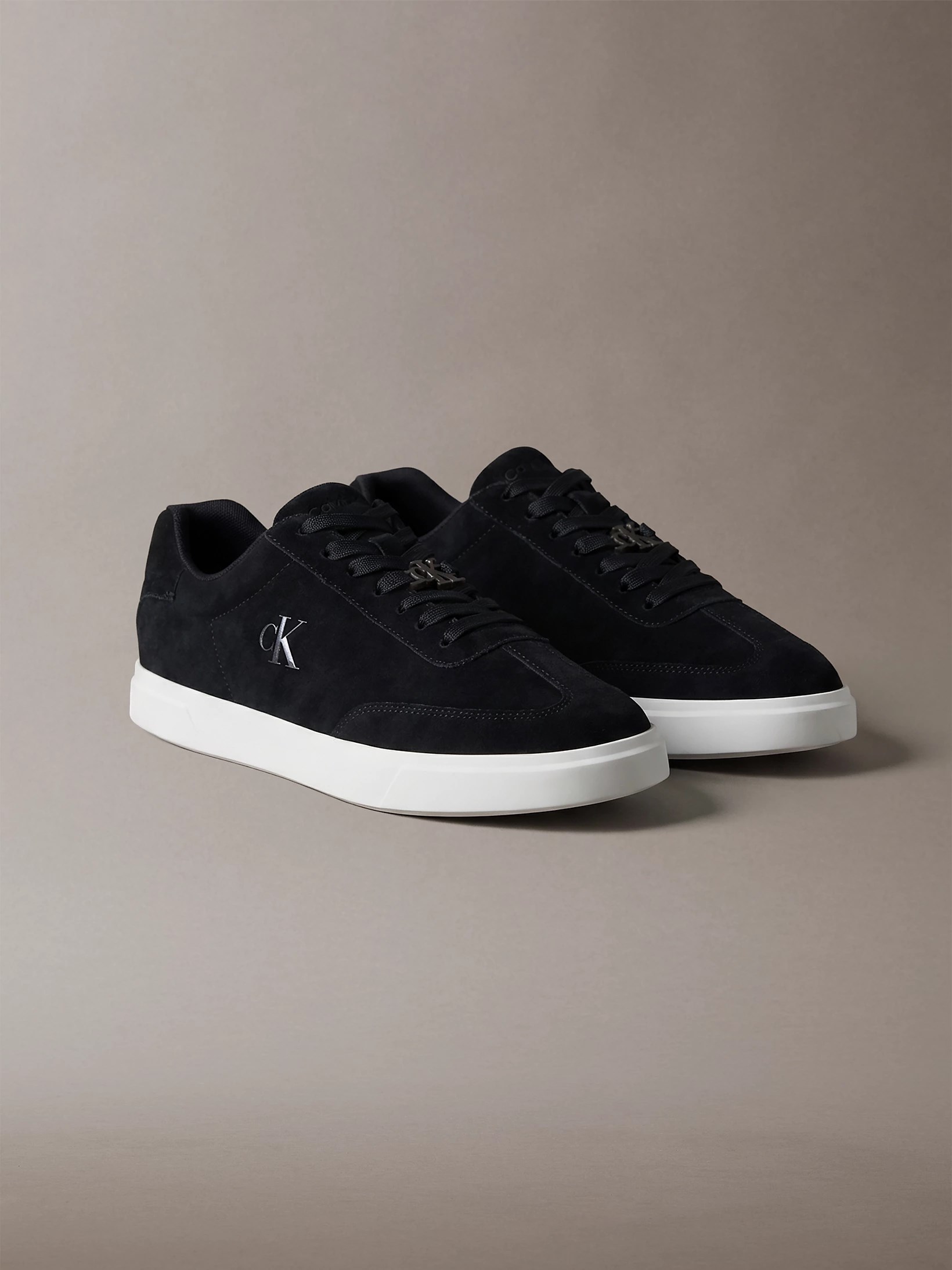 Calvin Klein Calvin Klein Erkek Düşük Bilekli Rahat Taban Ck Logolu Süet Siyah Sneaker HM0HM02201-BEH