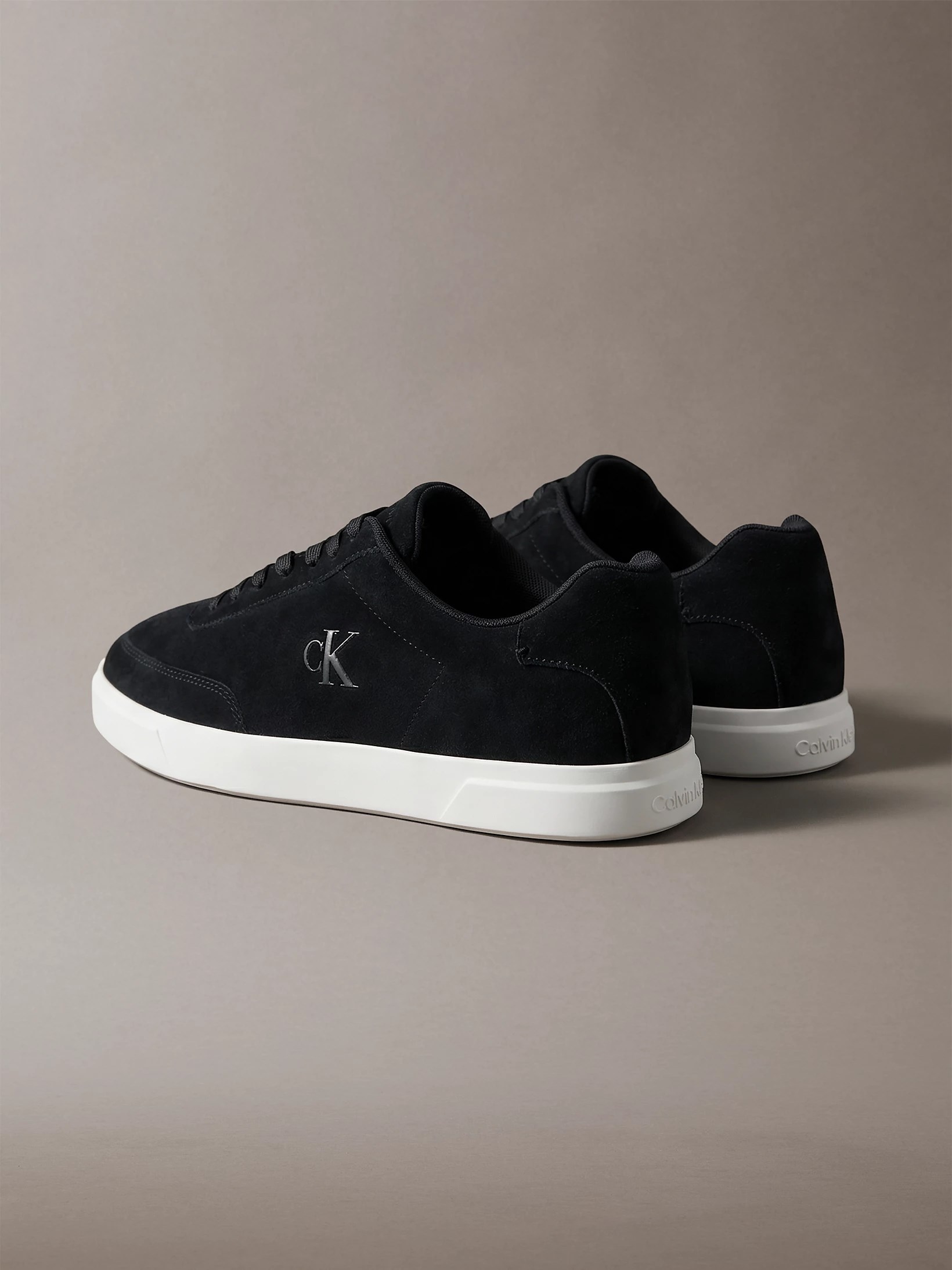 Calvin Klein Calvin Klein Erkek Düşük Bilekli Rahat Taban Ck Logolu Süet Siyah Sneaker HM0HM02201-BEH