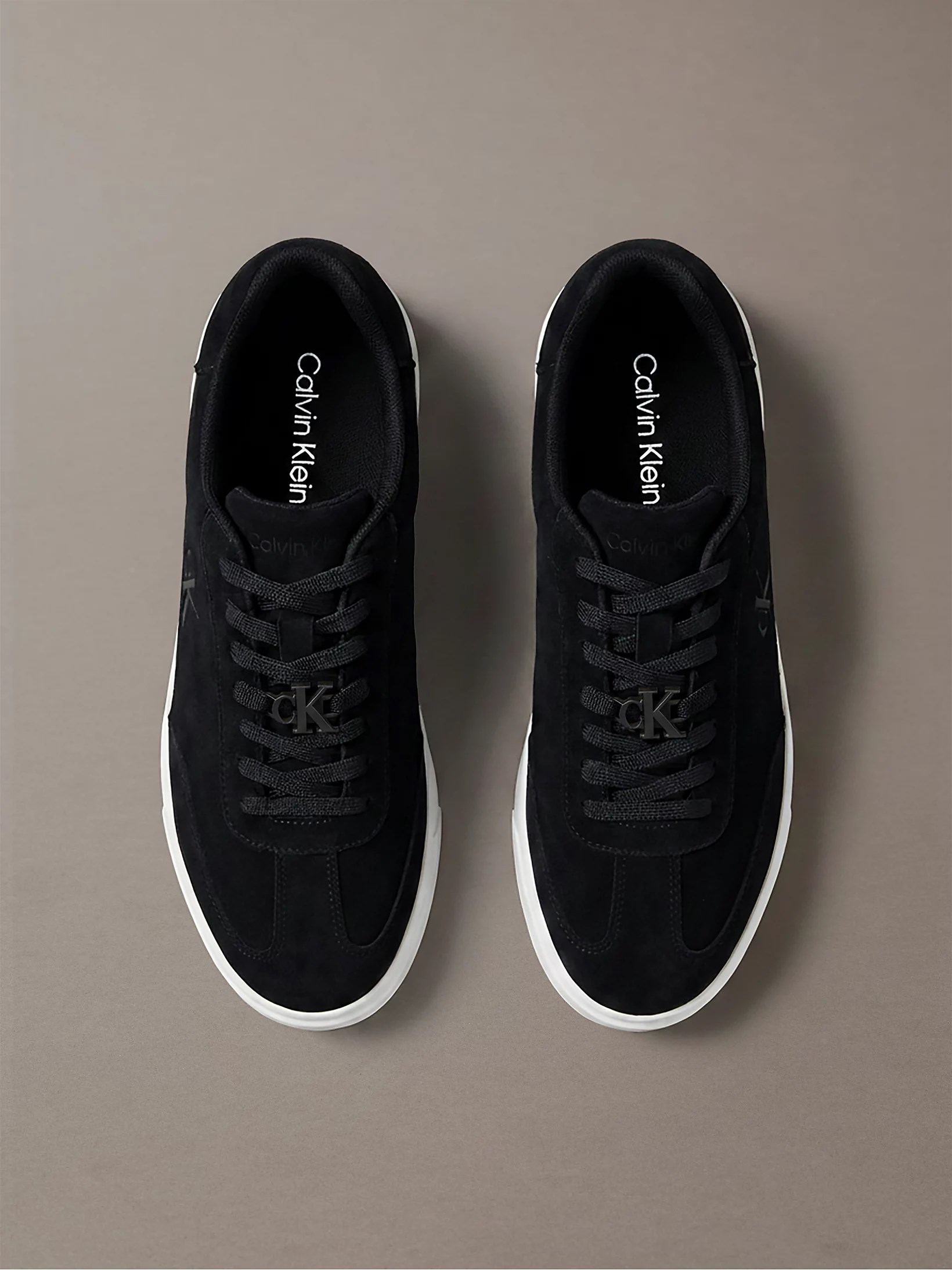 Calvin Klein Calvin Klein Erkek Düşük Bilekli Rahat Taban Ck Logolu Süet Siyah Sneaker HM0HM02201-BEH